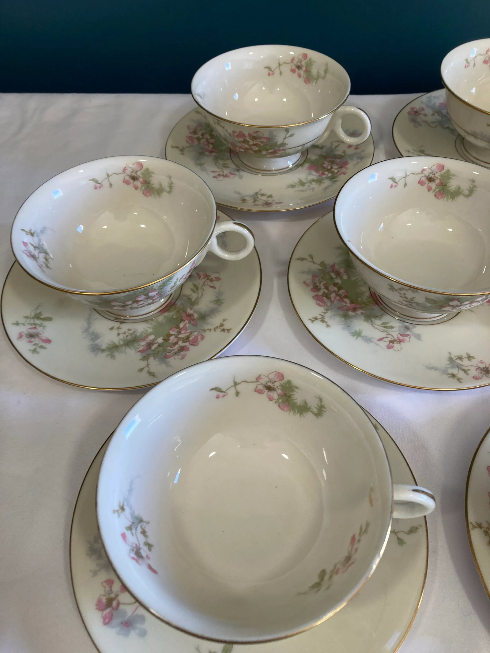 Mid-Century Theodore Haviland Apple Blossom Tea Cup & Saucer Set- 14 Pieces - 2