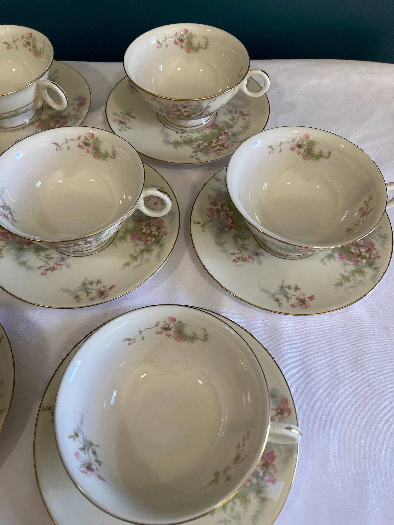 Mid-Century Theodore Haviland Apple Blossom Tea Cup & Saucer Set- 14 Pieces - 5