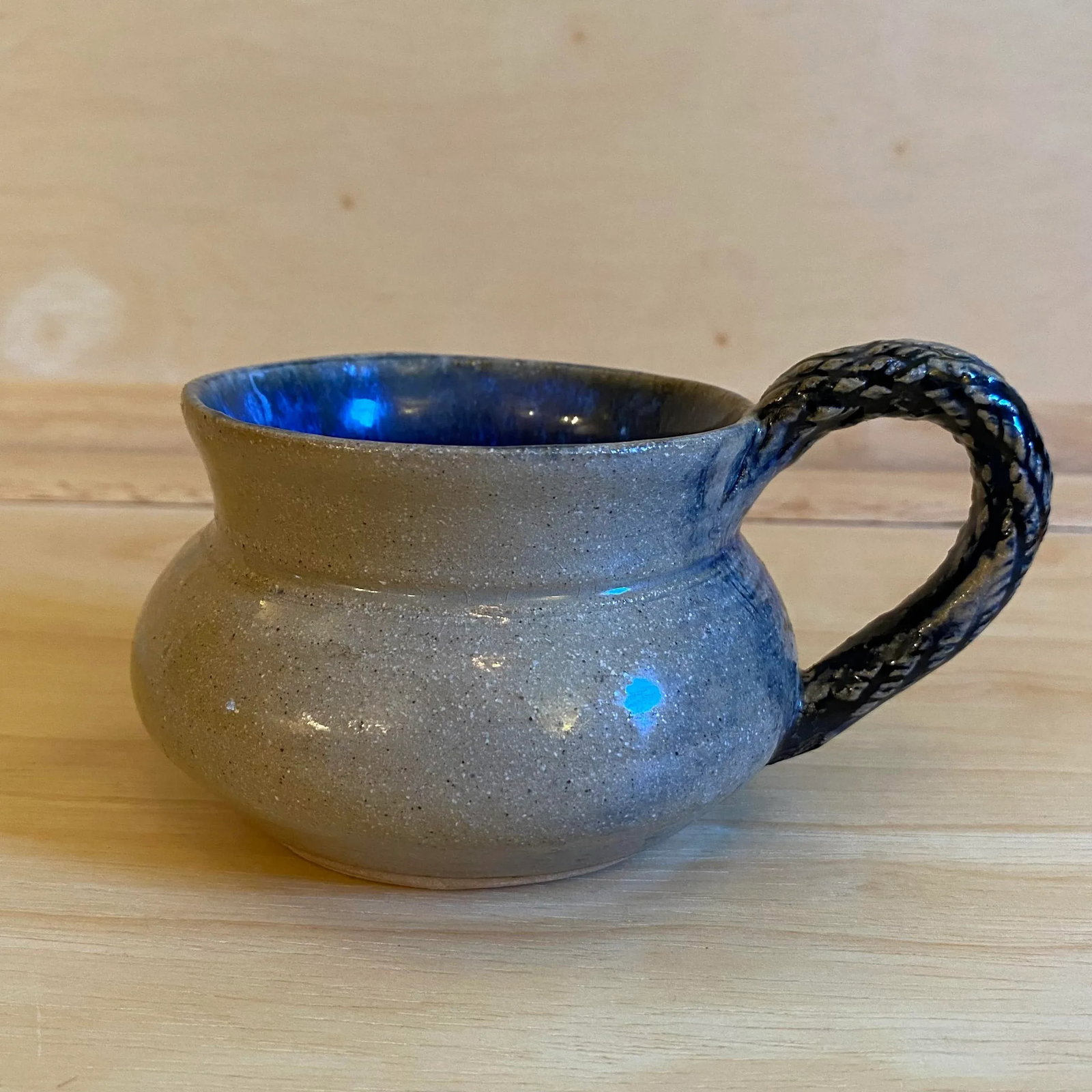 Hand Thrown Signed Gray & Blue Studio Art Pottery Foot Print Mug Basket Weave Design Handle - 2