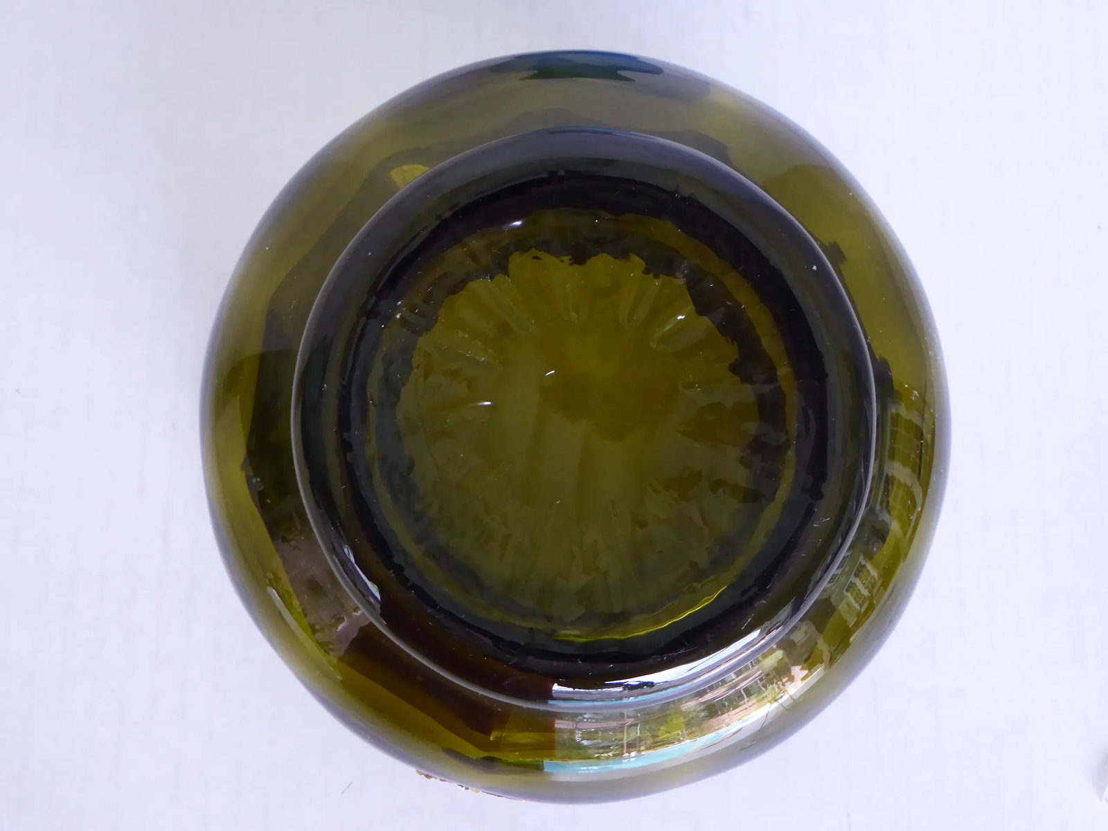 Mid Century Florentine Art Glassworks Handmade Glass Basket W. Handle Italy 1960s - 10