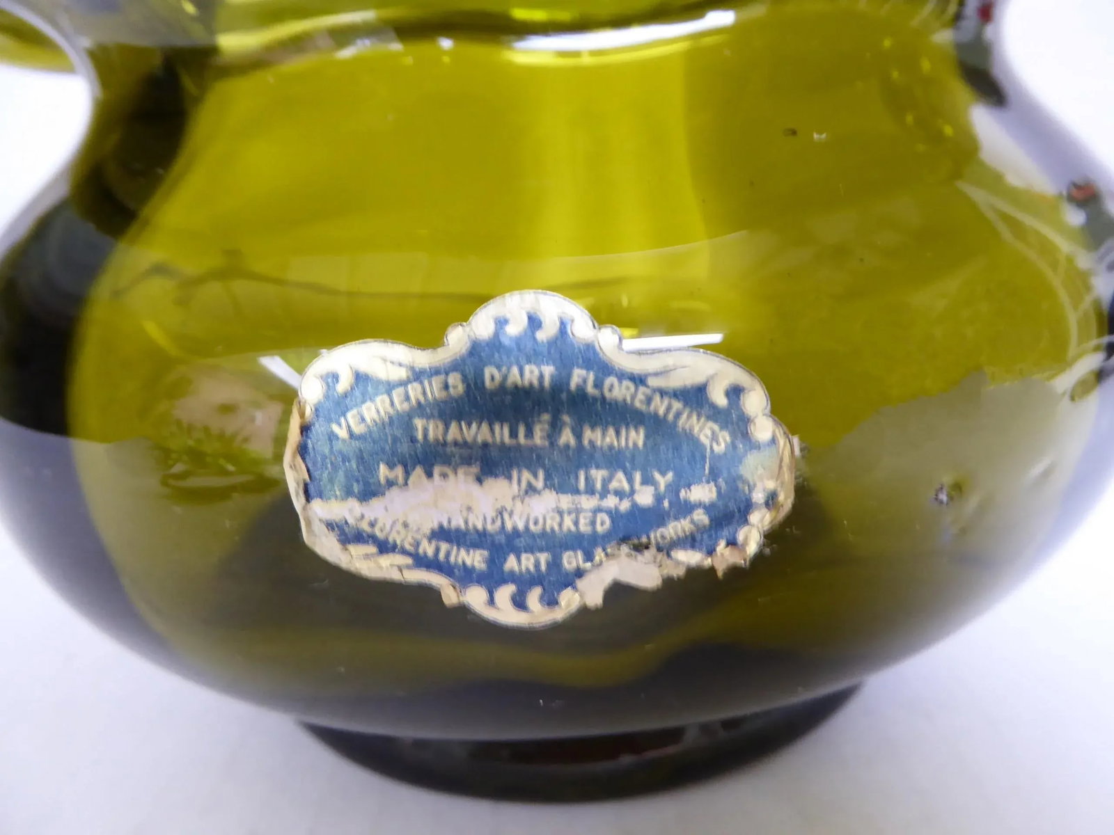 Mid Century Florentine Art Glassworks Handmade Glass Basket W. Handle Italy 1960s - 7