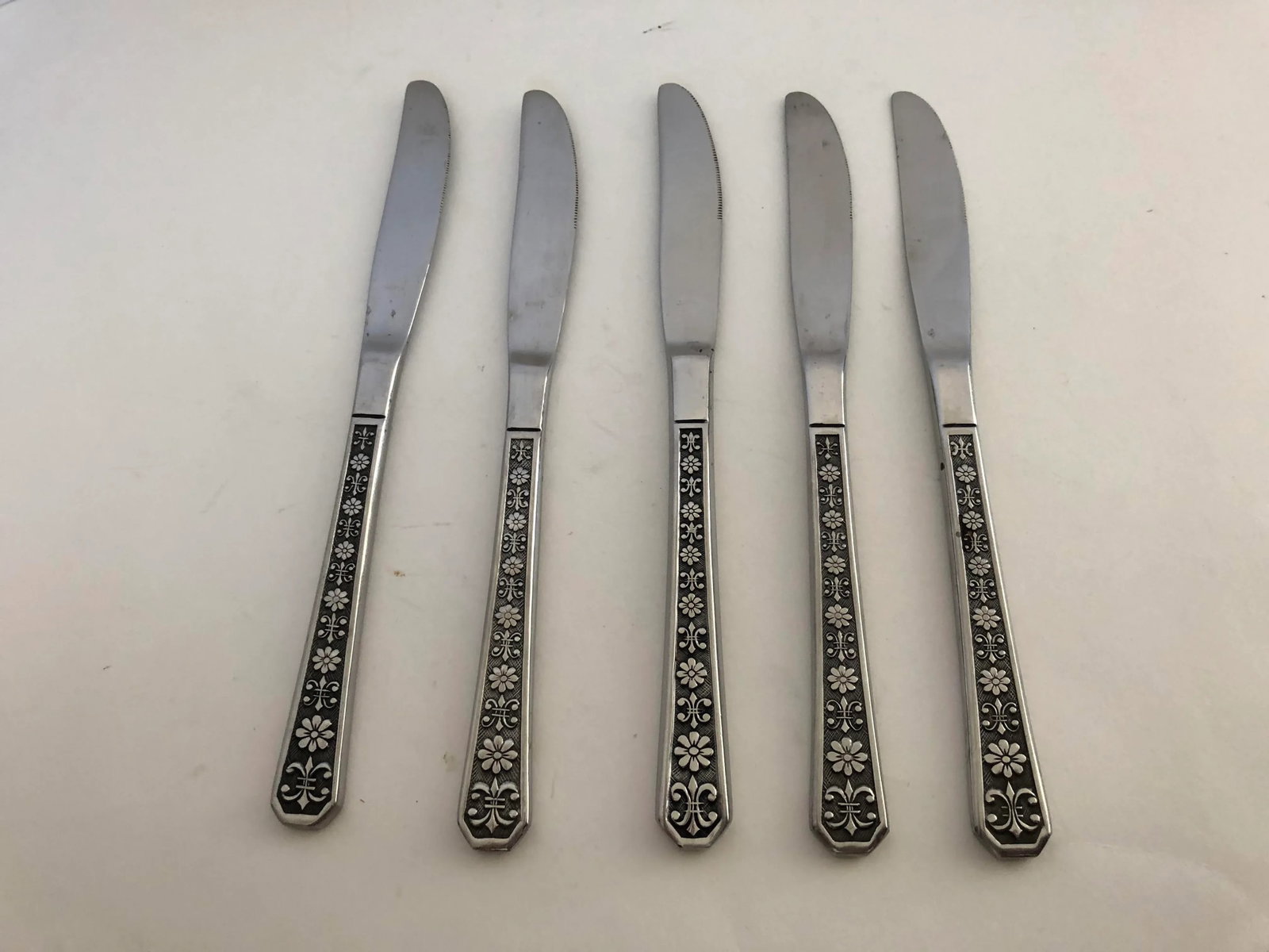 Midcentury French Style Stainless Dinner Knives S/5 - 2