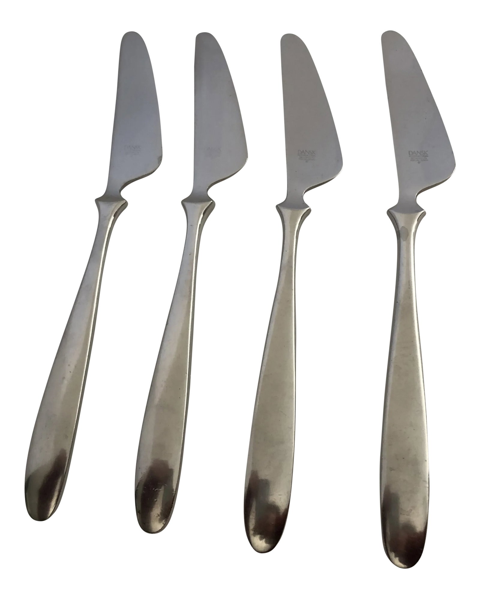 Midcentury Style Dansk Stainless Astrid Pattern Knives S/4: Midcentury Style Stainless Steel Set Of Four Dinner Knives Maked "Dansk Stainless Astrid Pattern ". 8"L Very Good Condition, Minor Wear. Condition: Alterations: Original Condition Unaltered Imperfecti