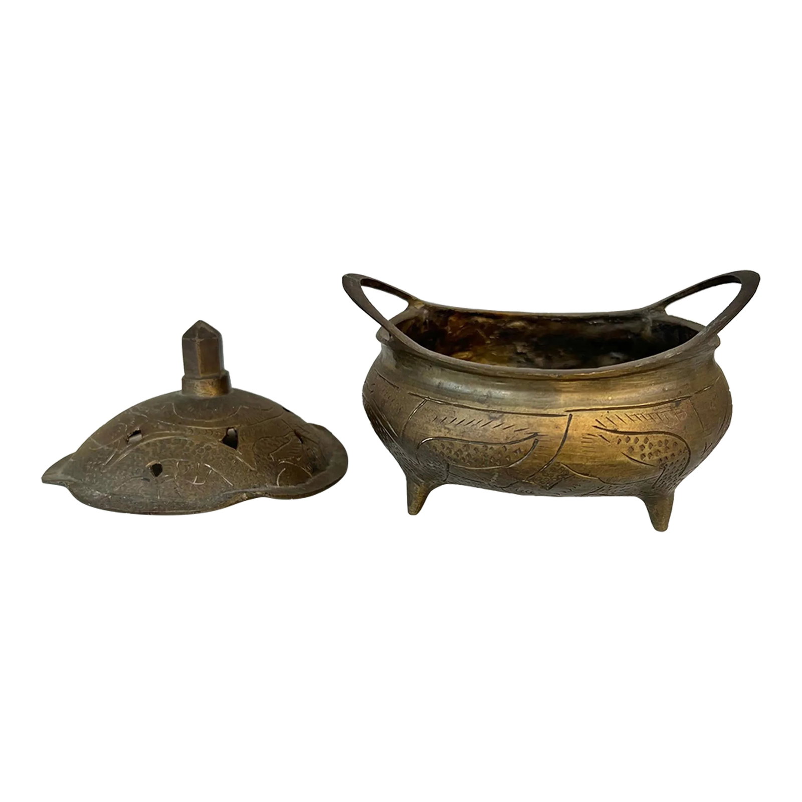 Vintage Chinese Brass Footed Incense Burner Signed: Vintage Chinese Brass Incense Burner . Footed with removable lid. Marked on the bottom. Condition: Alterations: Original Condition Unaltered Imperfections: Some Imperfections Condition Notes: Good