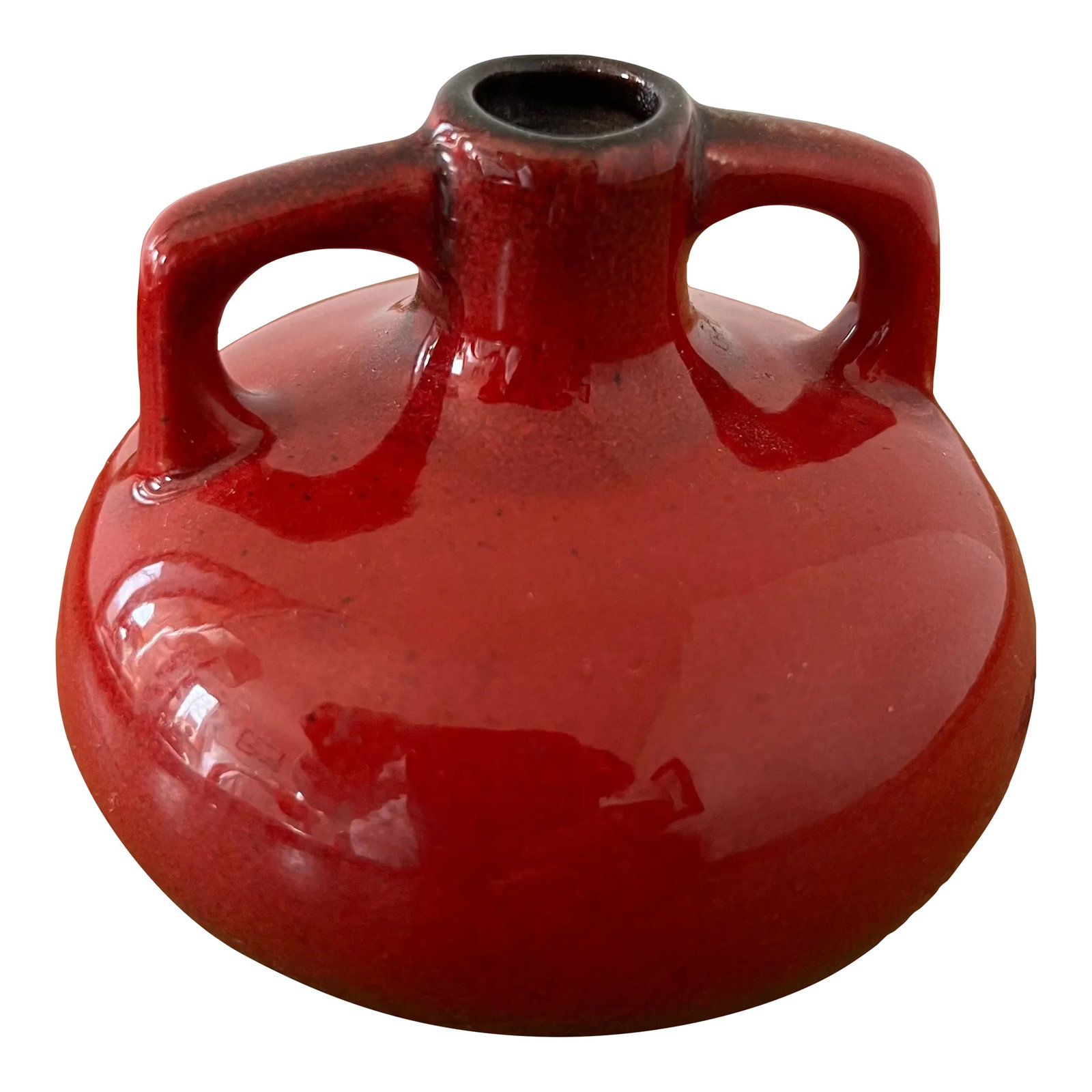 Small Red Glazed Vintage Art Pottery Vase Signed Km Israel: Beautiful Red Glazed Art Pottery Vase Signed Km Israel. This gorgeous ceramic pottery piece may be small in size but it makes a huge statement. Only 3.5" tall and 4" wide this piece is in great
