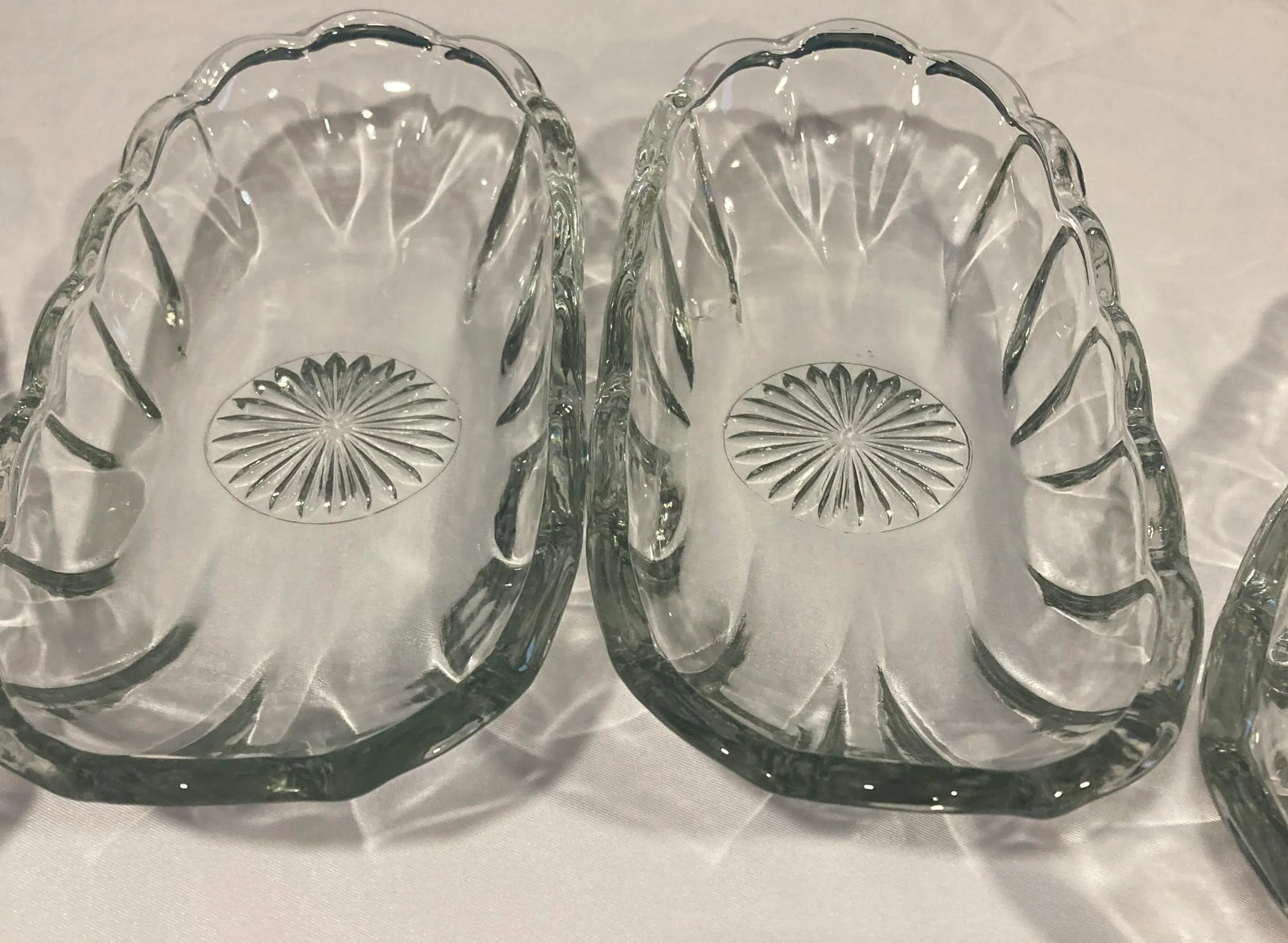 Vintage Clear Glass Corn-on-the-Cob Dishes With Sunburst Design, Set of 4 - 2
