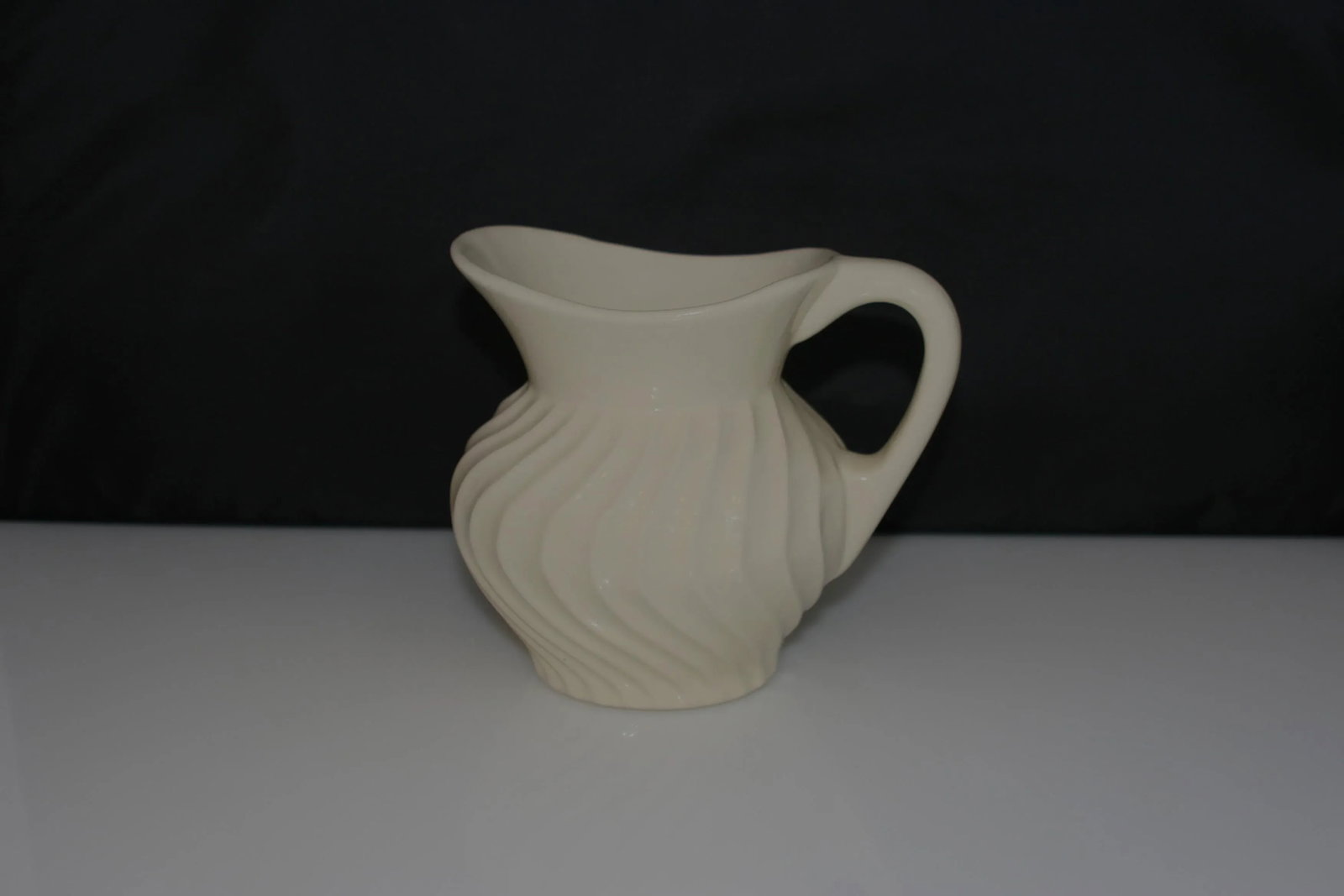 Vintage Fioriware Zanesville Art Pottery Pitcher Cream Color Swirl Design - 7