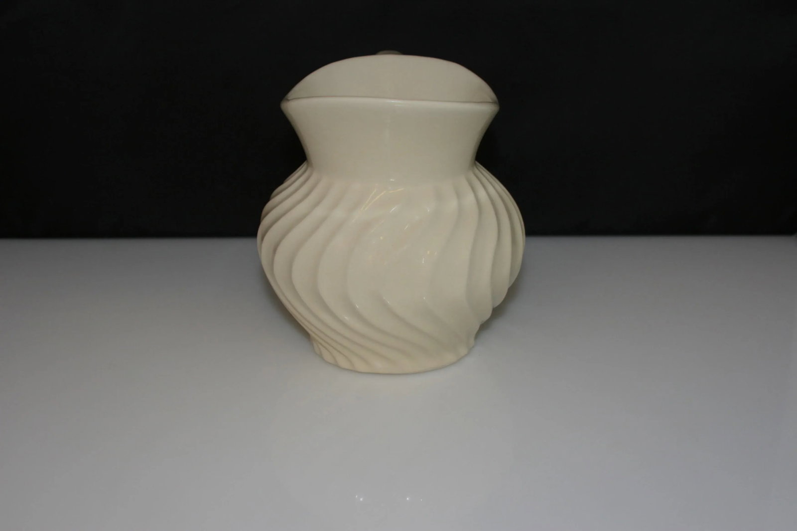 Vintage Fioriware Zanesville Art Pottery Pitcher Cream Color Swirl Design - 8