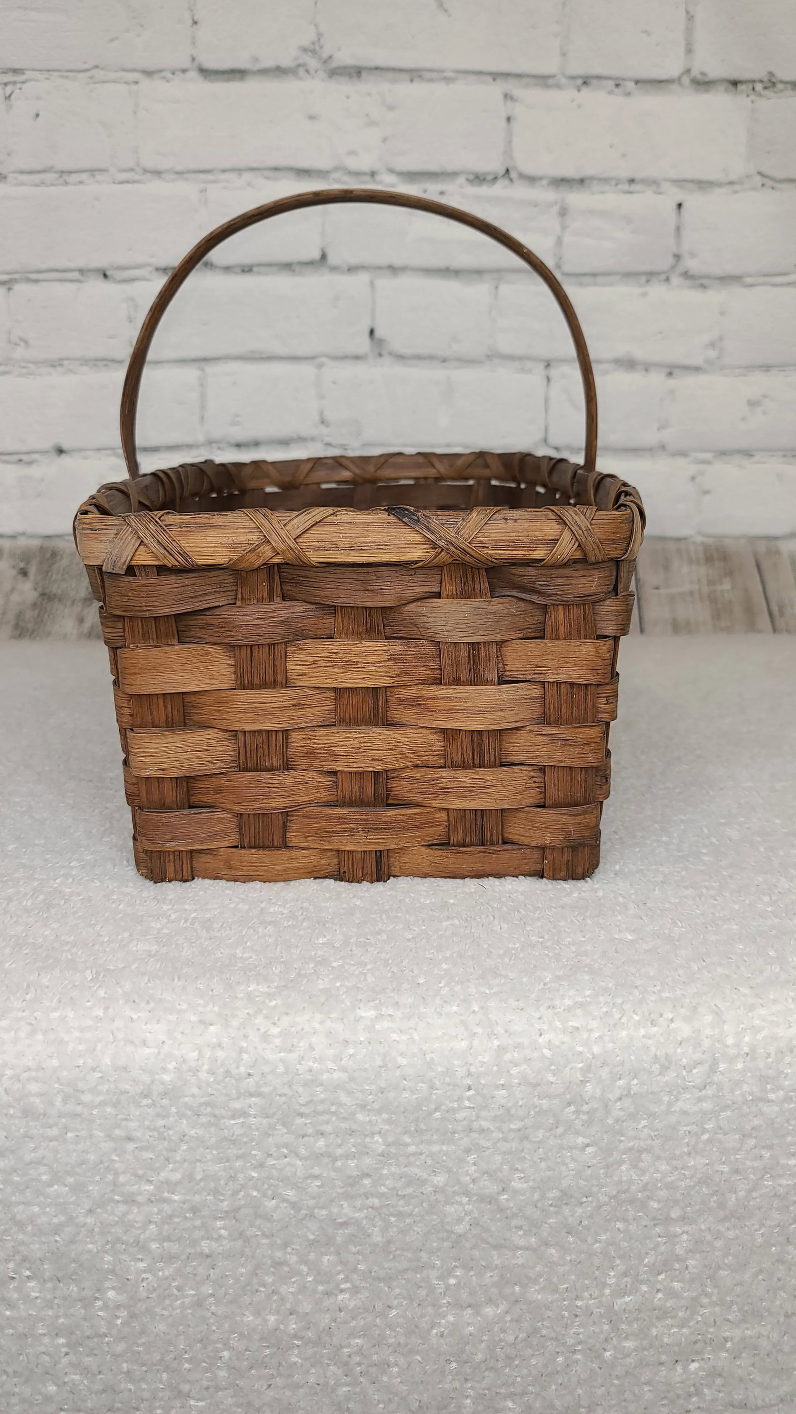 Early 20th Century Splint Weave Oak Bentwood Handle Gathering Basket - 4