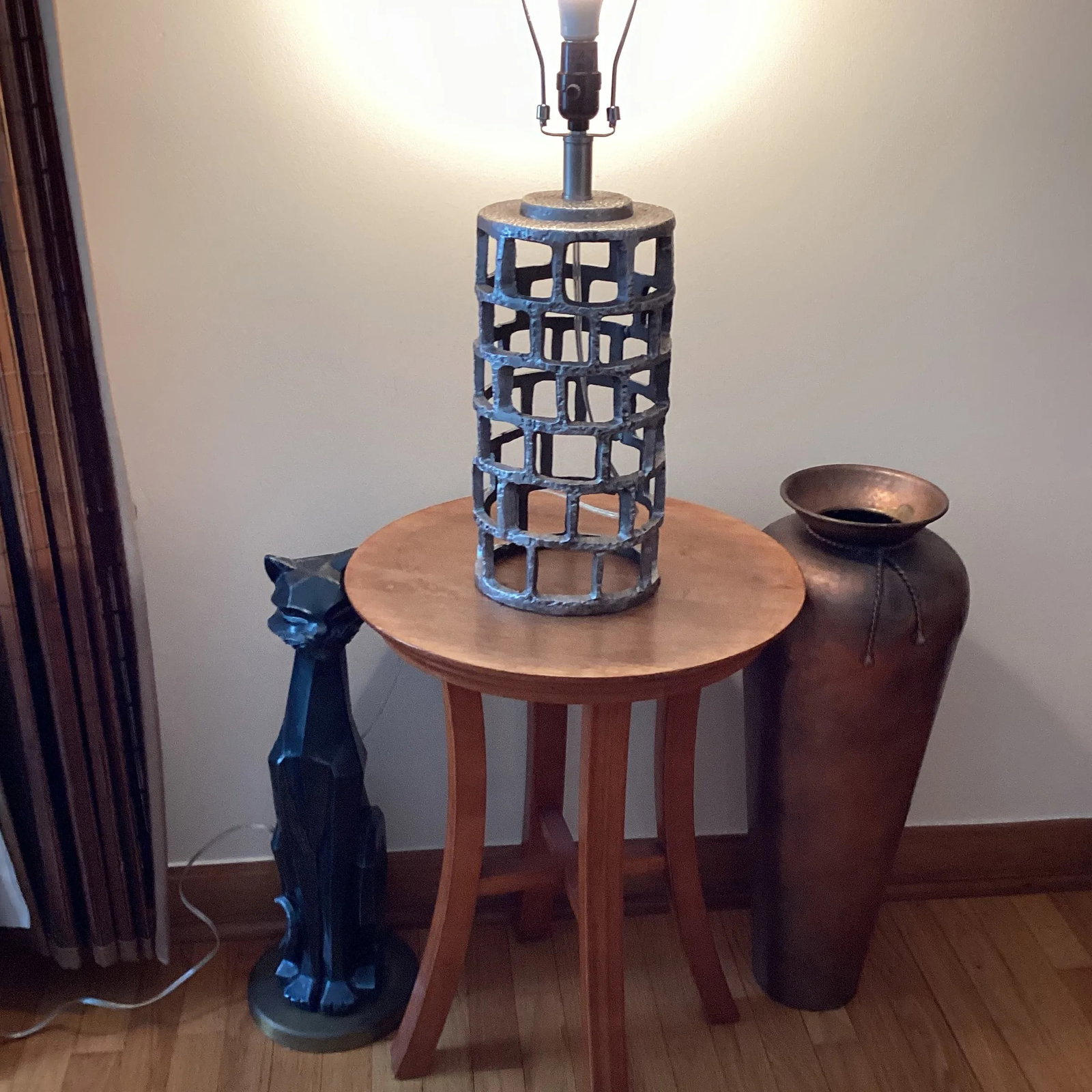 20th Century Modern Brutalist Style Cylinder Shape Iron Lamp Geometric Pattern - 7