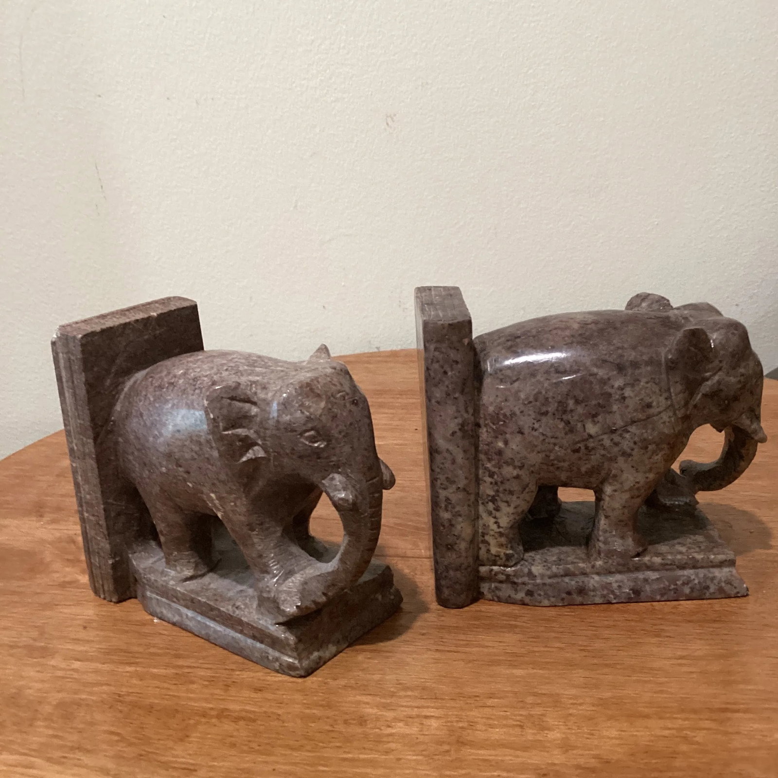Pair of Hand Carved Elephant Marble Sculpture Bookends Art Deco Style Circa 1950 - 3