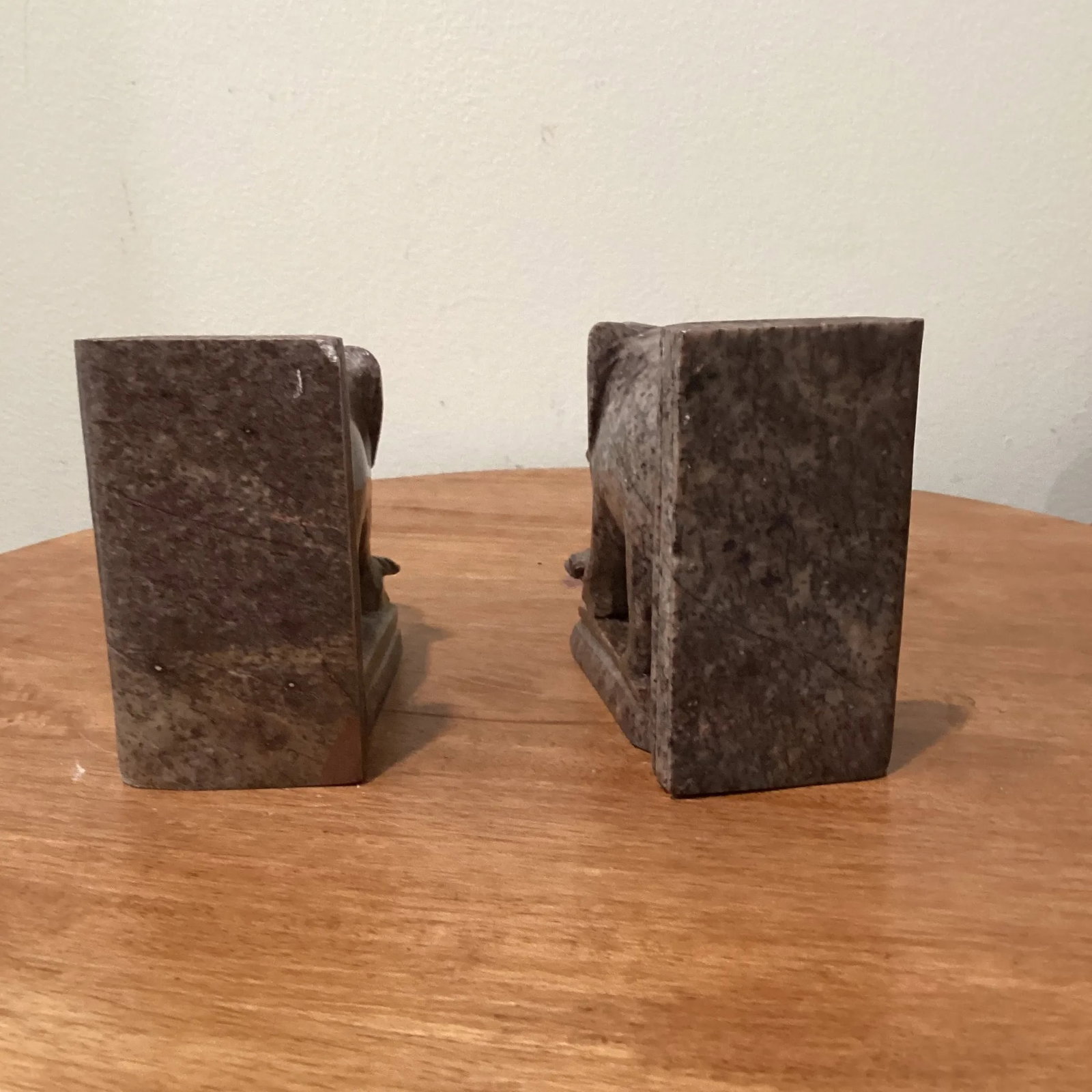 Pair of Hand Carved Elephant Marble Sculpture Bookends Art Deco Style Circa 1950 - 6