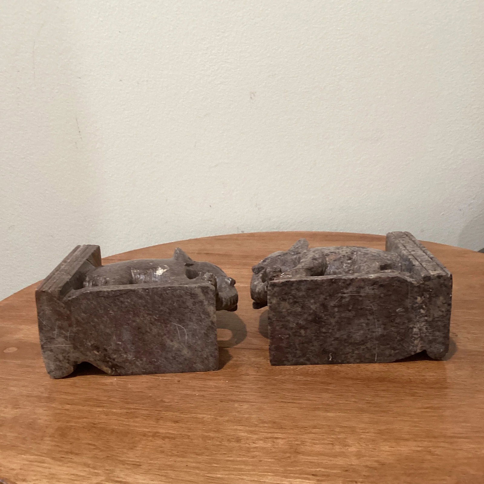 Pair of Hand Carved Elephant Marble Sculpture Bookends Art Deco Style Circa 1950 - 7
