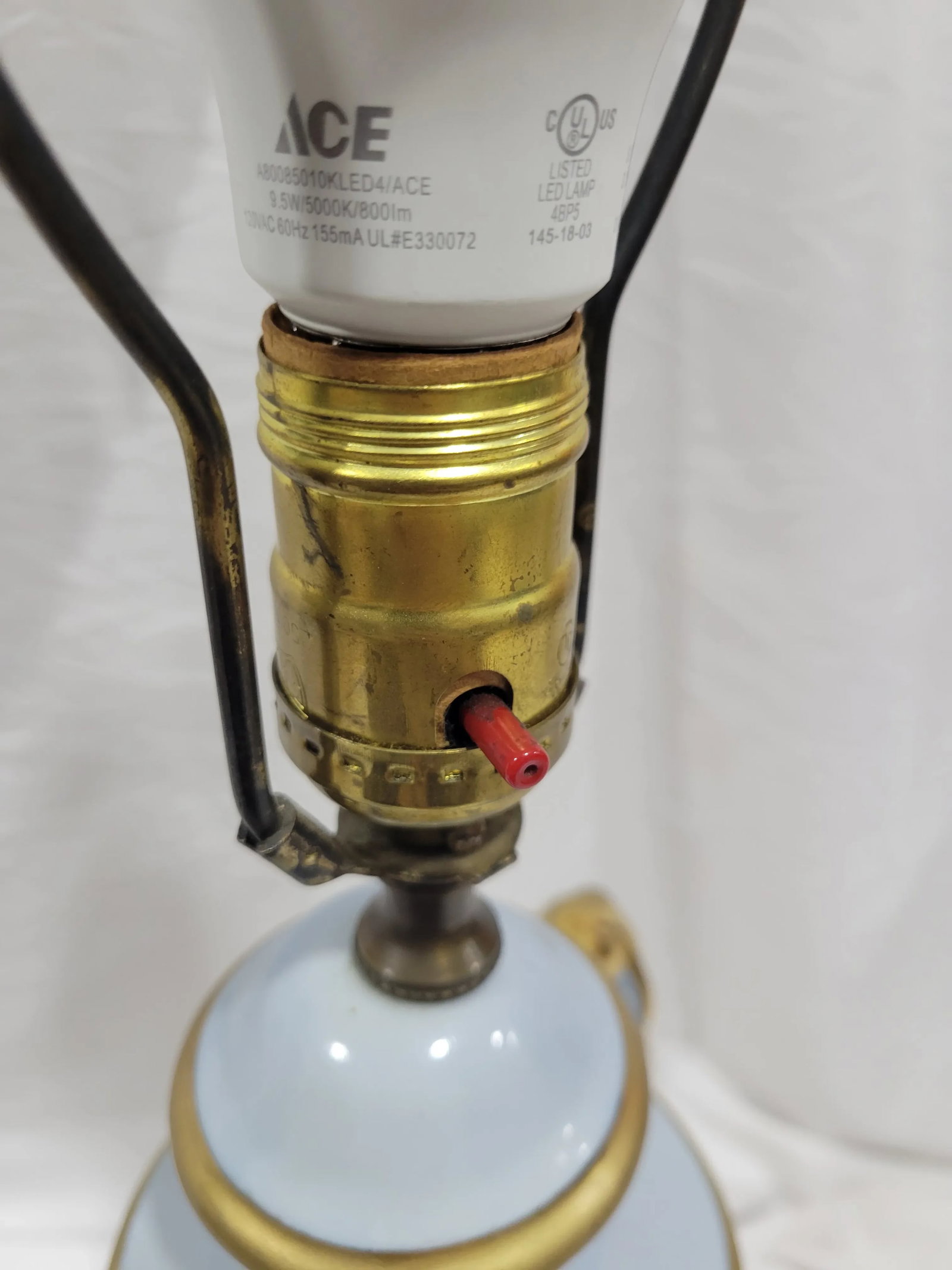 Vintage French Provencial Style Porcelain Table Lamp - 10