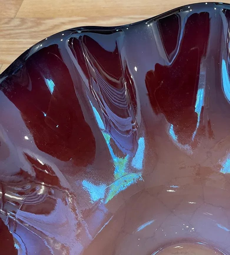 Late 20th Century Vintage Hand-Blown Jozefina Ruffled Art Glass Plum- and Champagne-Colored Bowl - 6