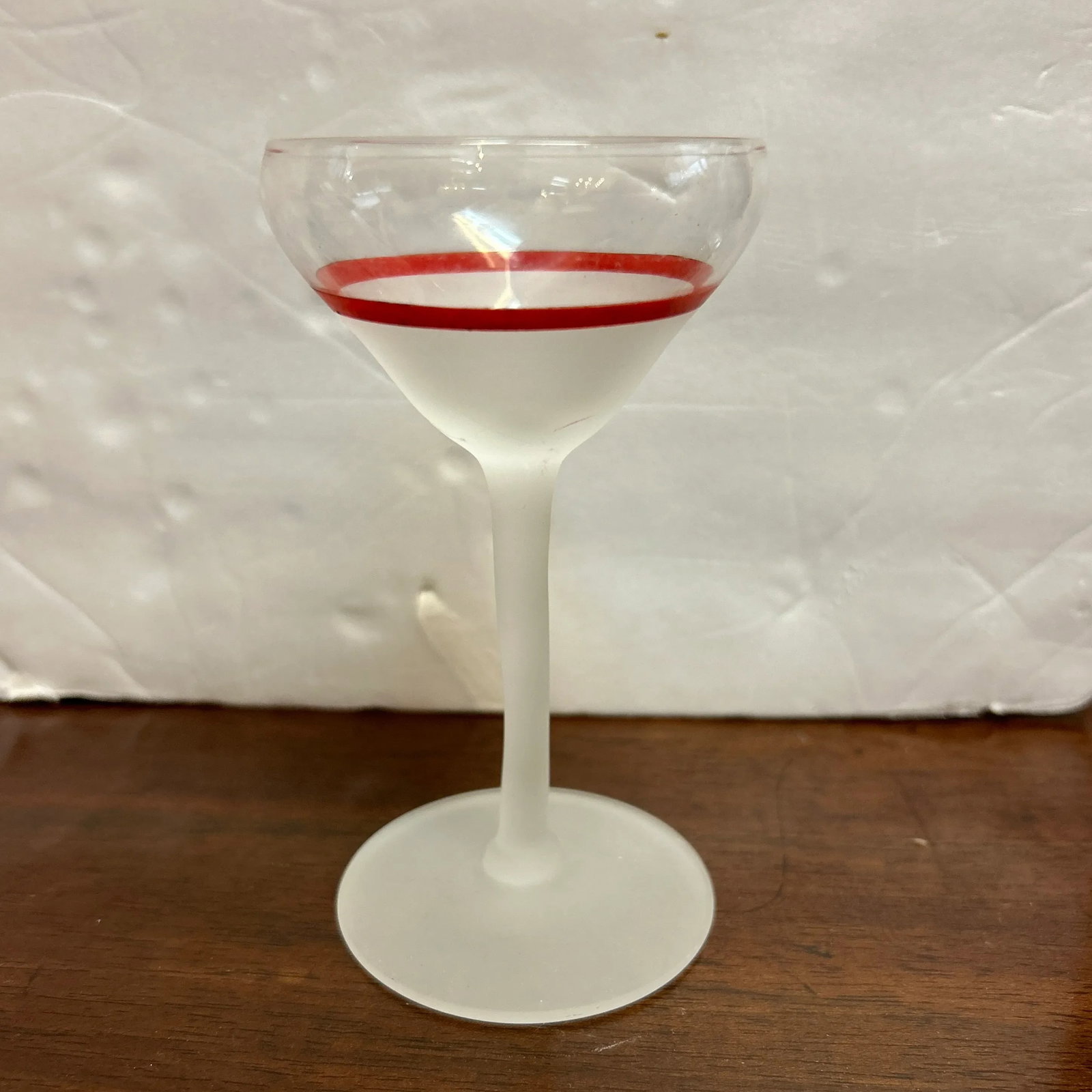 Transparent Frosted and Red Cocktail Glasses Set of 8 - 3