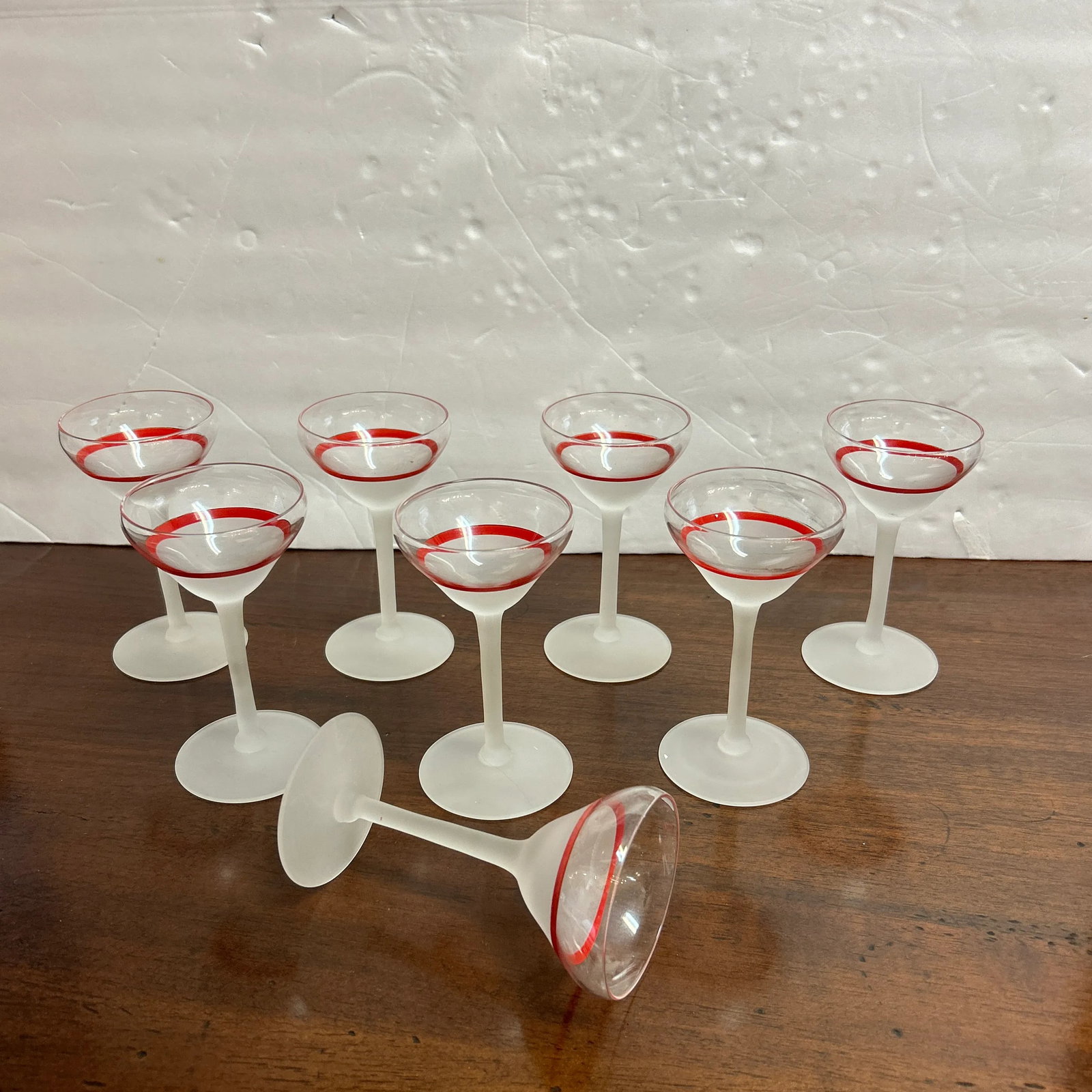 Transparent Frosted and Red Cocktail Glasses Set of 8 - 5