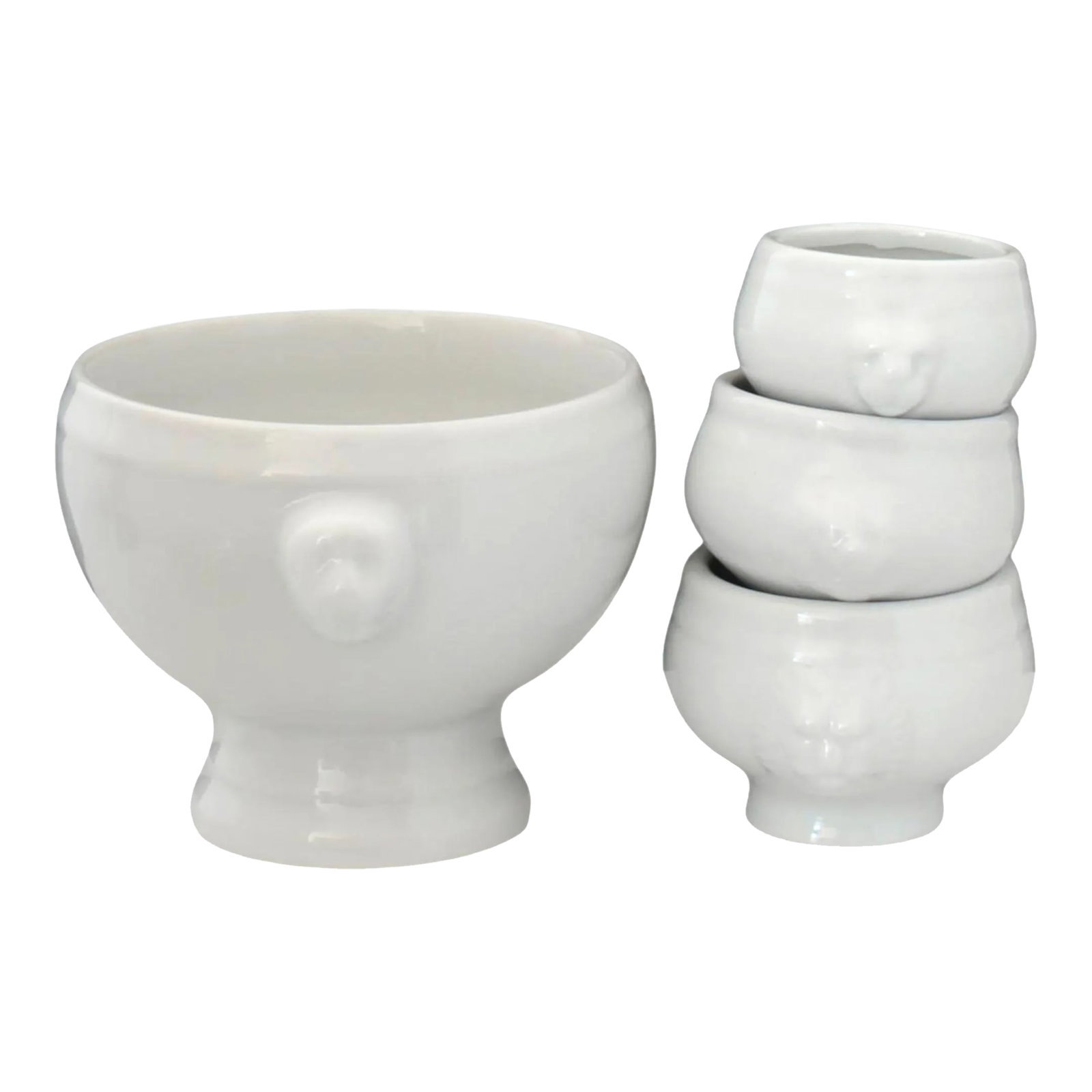 Early 20th Century Mixed French Porcelain Lion Bowls- 4 Pieces: These antique white porcelain lion bowls are a testament to timeless elegance. Featuring exquisite craftsmanship and lifelike lion motifs, they add a touch of grandeur to any space. Whether used for
