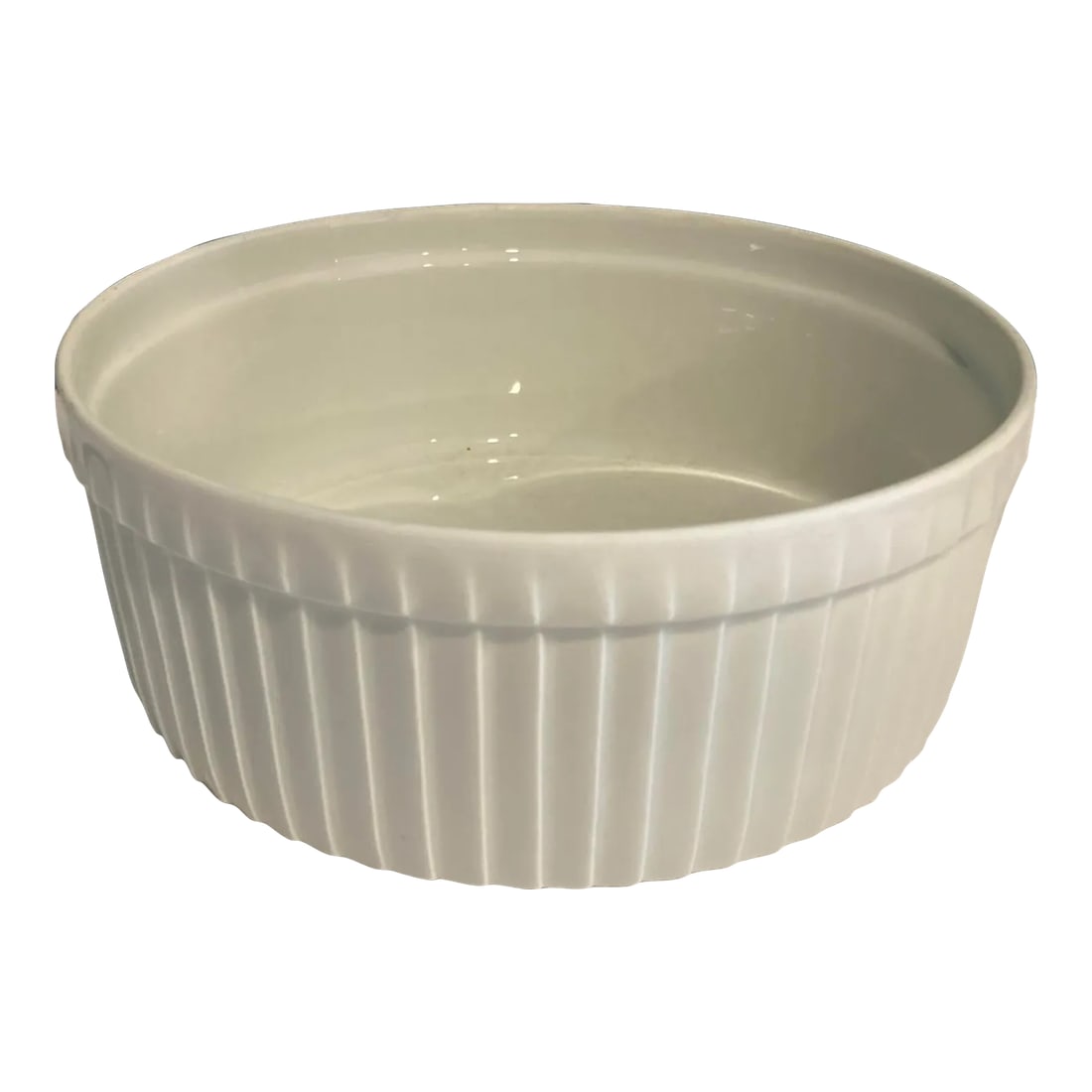Vintage Pillivuyt France Ribbed Souffle Dish: Classic Pillivuyt White Ribbed baking dish. High quality ceramic made in France. Condition: Alterations: Original Condition Unaltered Imperfections: Some Imperfections Condition Notes: Excellent