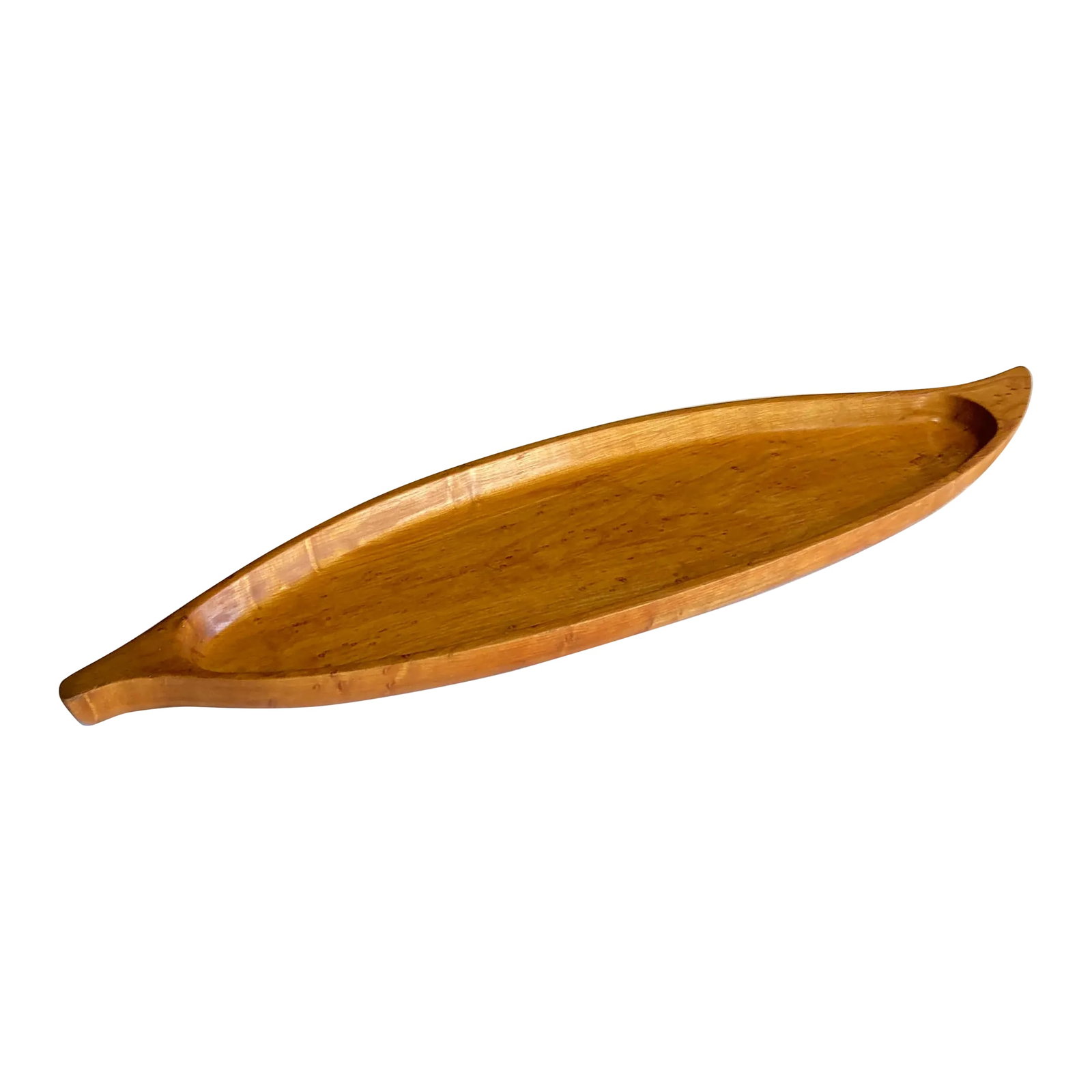 Vintage Stanwood Long Wooden Leaf Serving Tray: Vintage Stanwood wooden serving tray with a long canoe-shaped design and warm natural wood finish. This mid-century tray works well as a centerpiece, serving piece, or decorative bowl. The carved