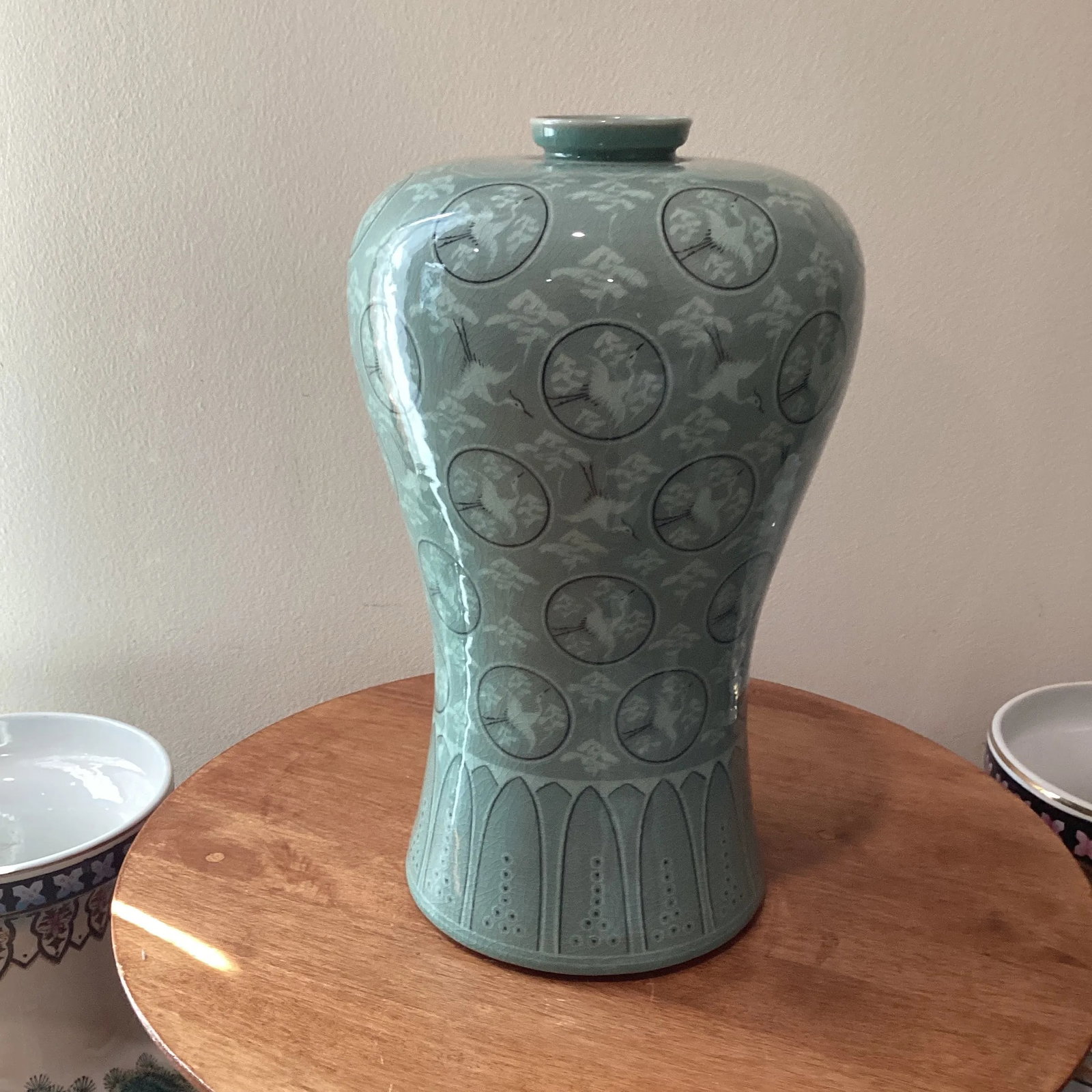 Mid 20th Century Korean Meiping Porcelain Celadon Crackle Glazed Flying Granes & Clouds Pattern Inla - 11