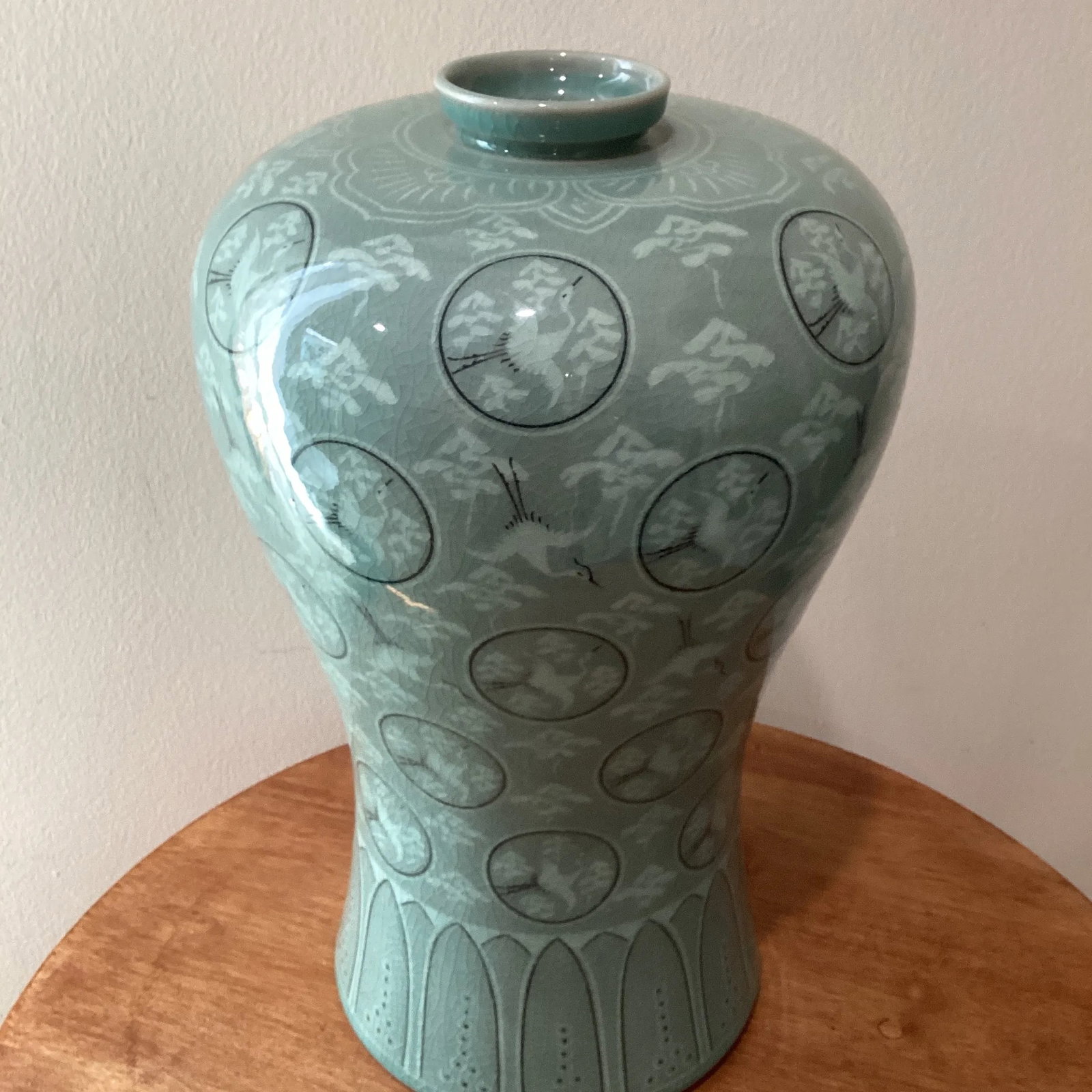 Mid 20th Century Korean Meiping Porcelain Celadon Crackle Glazed Flying Granes & Clouds Pattern Inla - 2