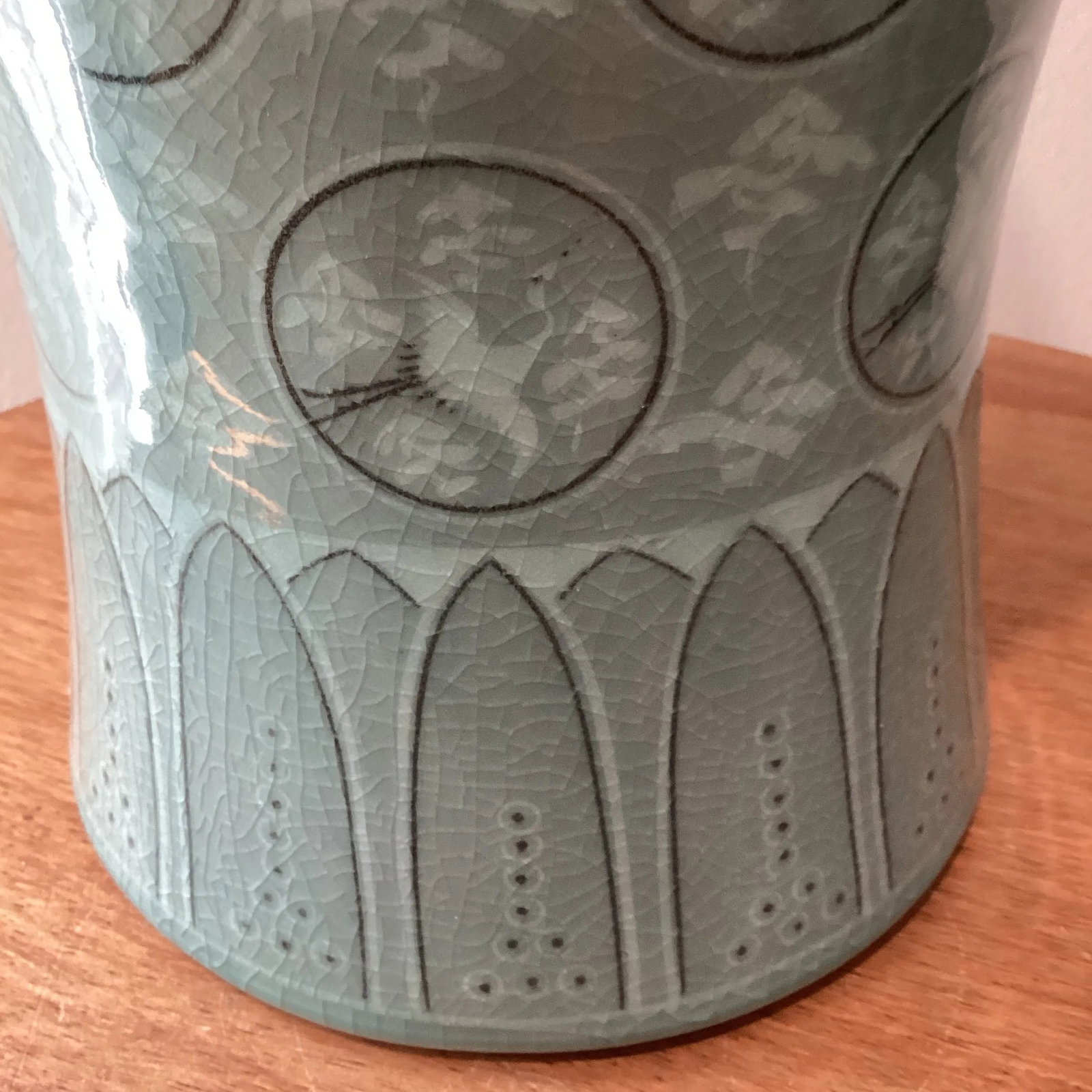 Mid 20th Century Korean Meiping Porcelain Celadon Crackle Glazed Flying Granes & Clouds Pattern Inla - 3