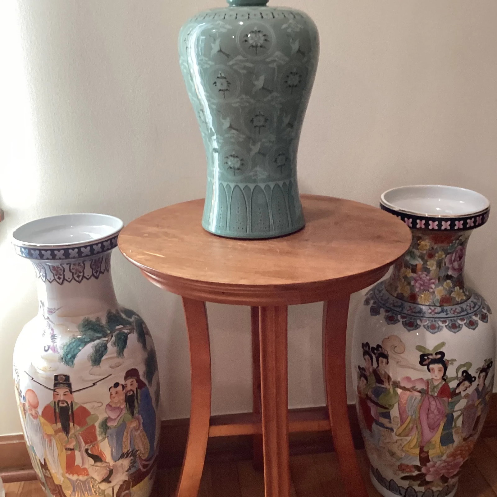 Mid 20th Century Korean Porcelain Meiping Celadon Crackle Claze Inlaid Fly Granes & Chrysanthemum Fl - 10