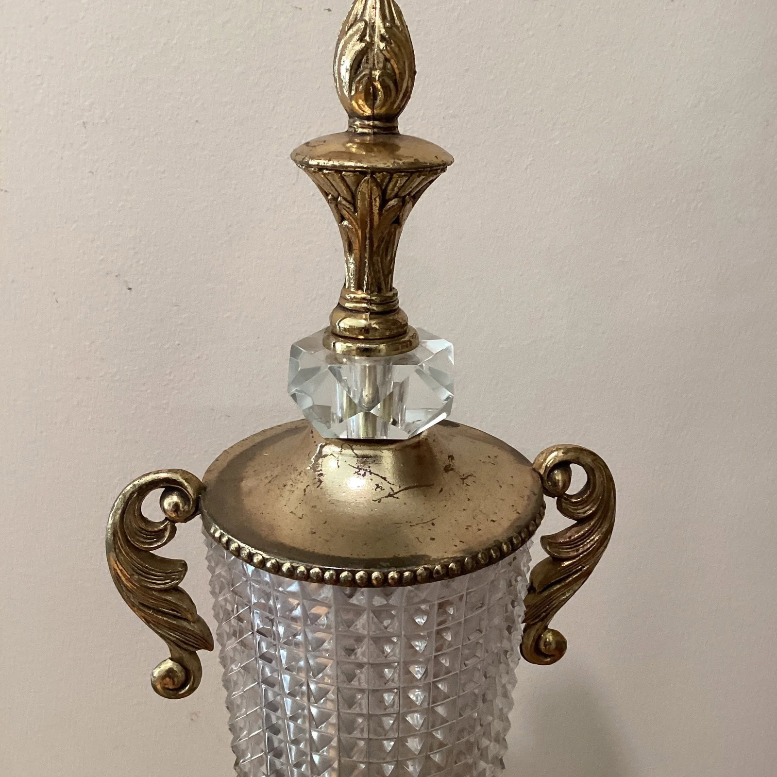 Vintage Loevsky & Loevsky Hollywood Regency Crystal Brass Cherub Lamp - 7