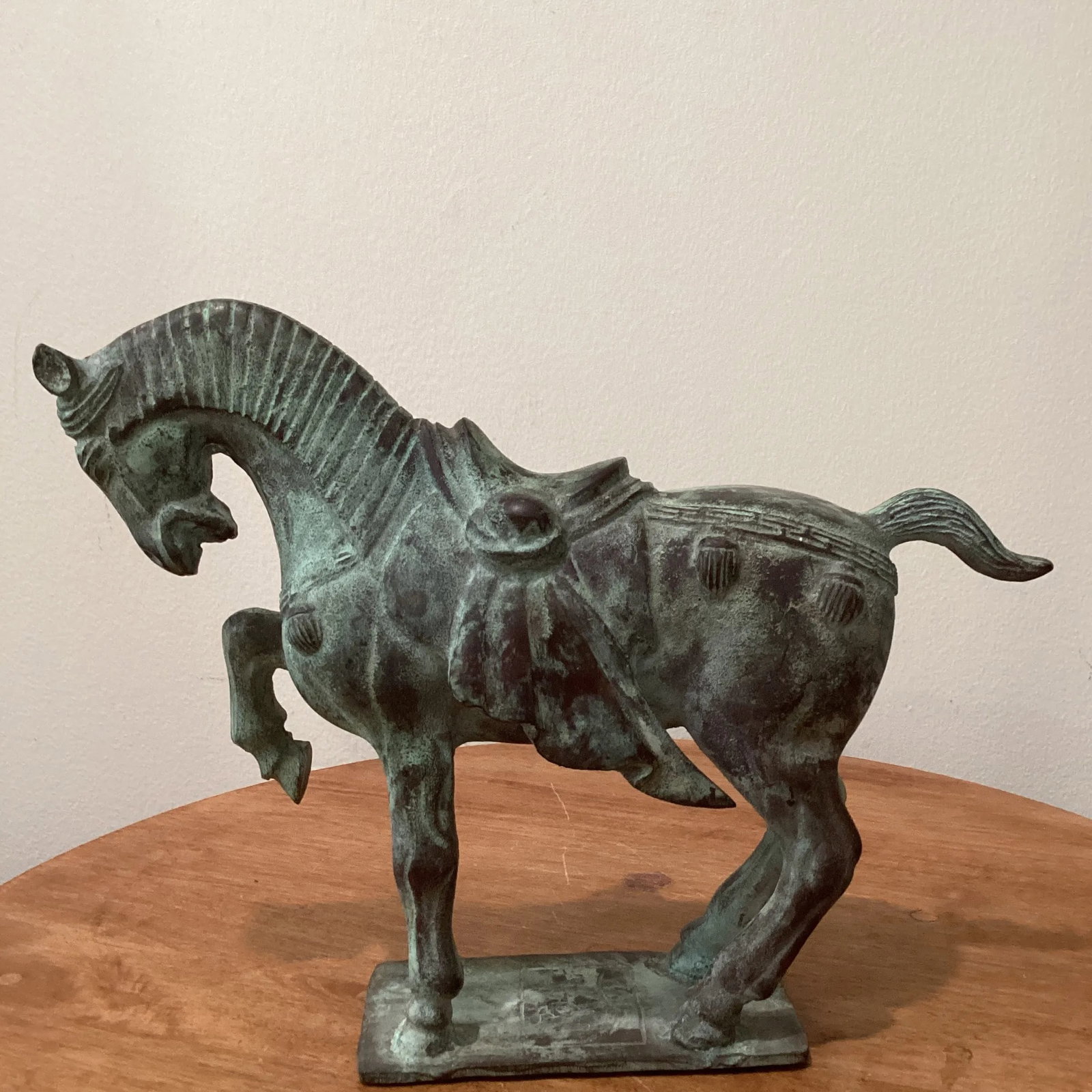Early 20th Century Tang Dynasty-Style War Horse Metal Sculpture on Pedestal, Artist Signed - 2