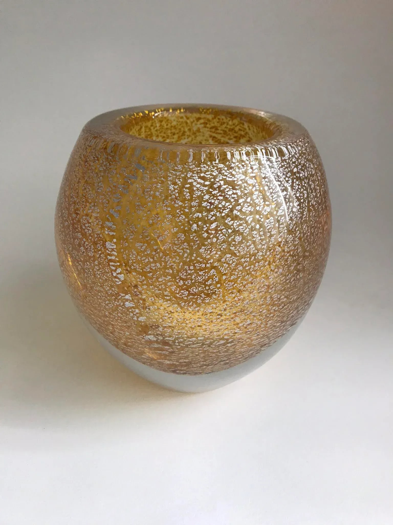 Italian Gold Glass Stardust Vase - 3