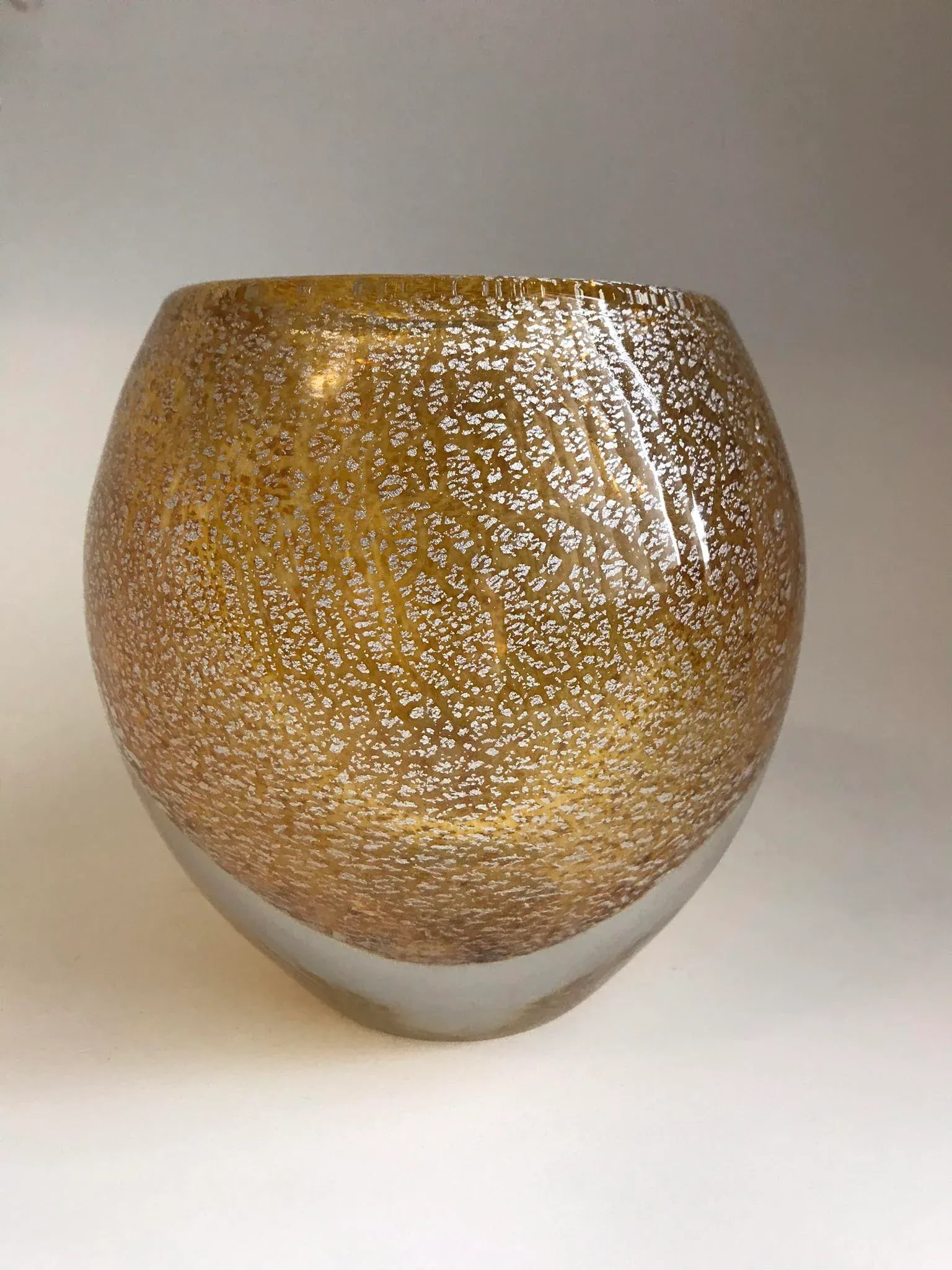 Italian Gold Glass Stardust Vase - 4