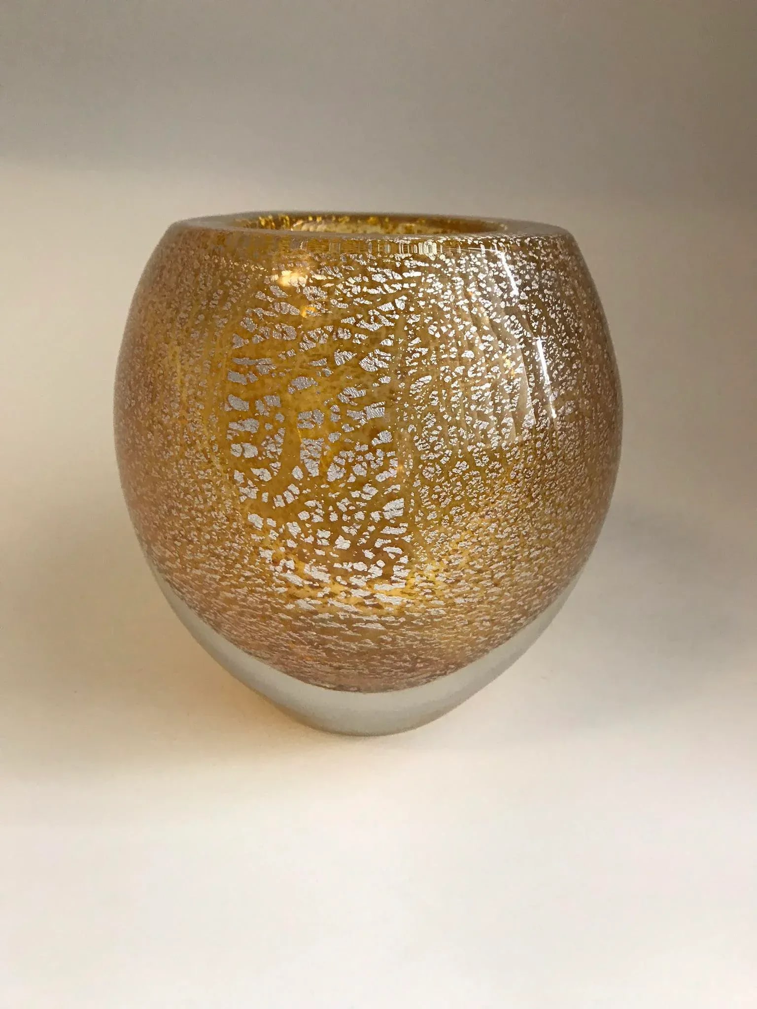 Italian Gold Glass Stardust Vase - 6