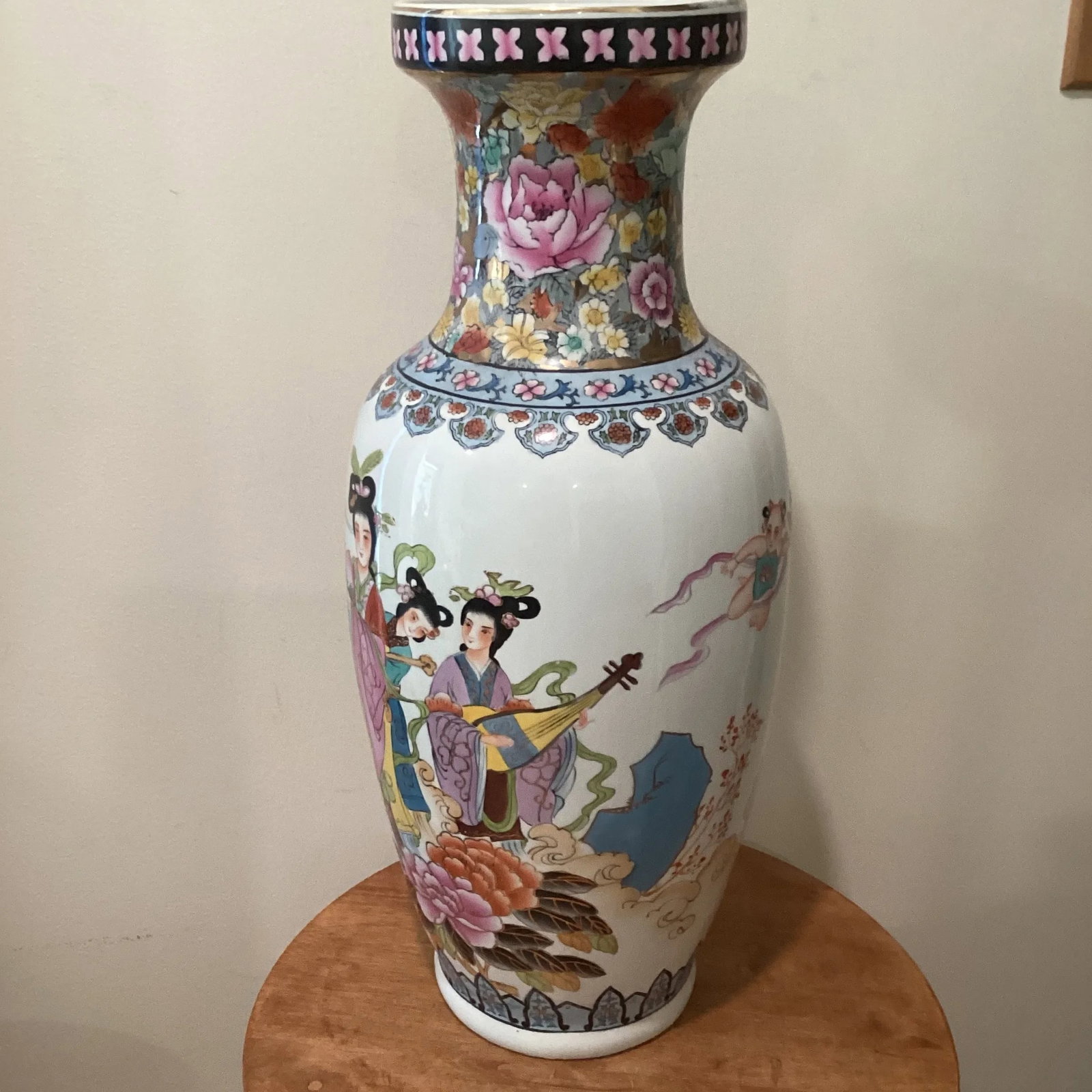 Mid 20th Century Chinese Famille Rose Hand Painted Porcelain Vase - 4