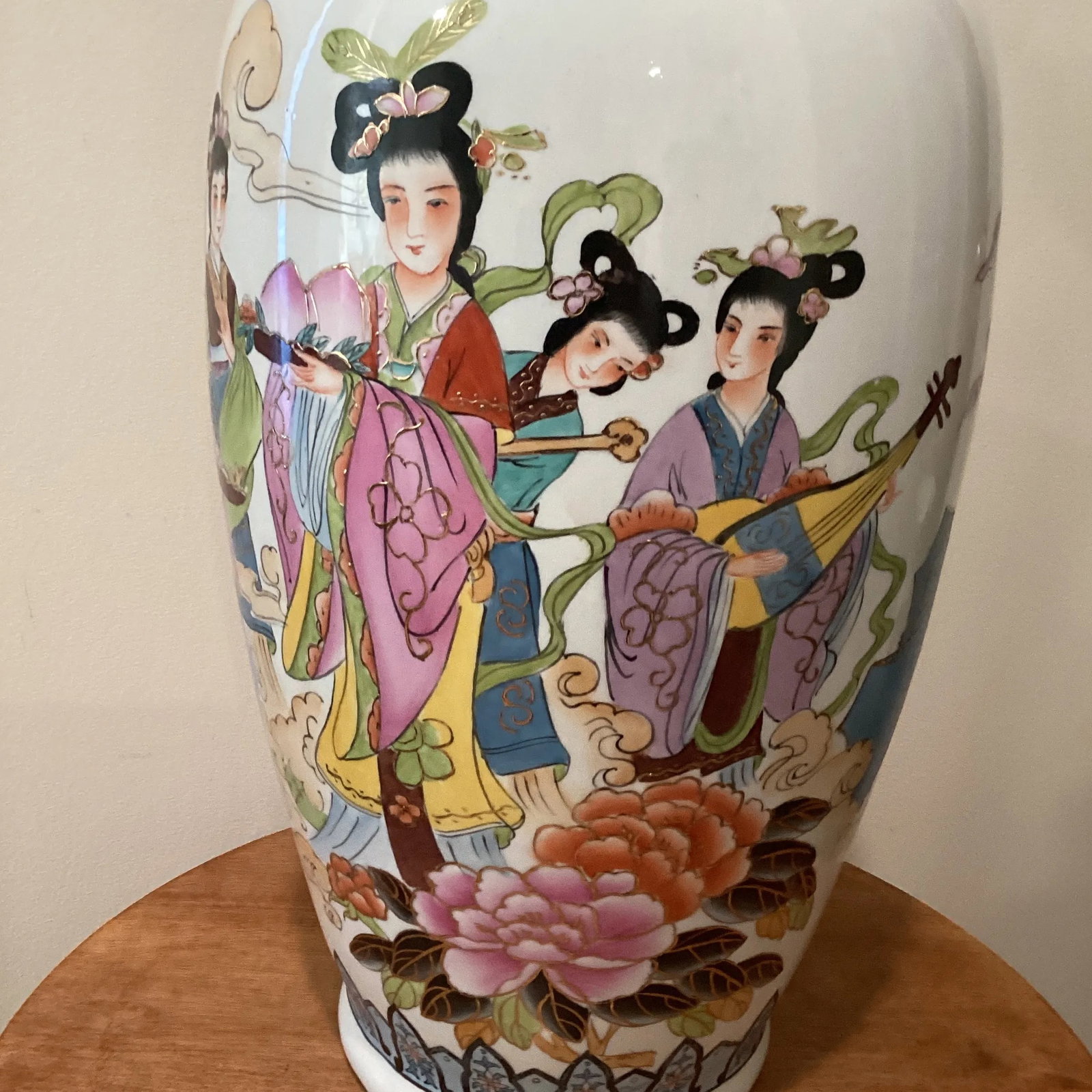 Mid 20th Century Chinese Famille Rose Hand Painted Porcelain Vase - 7