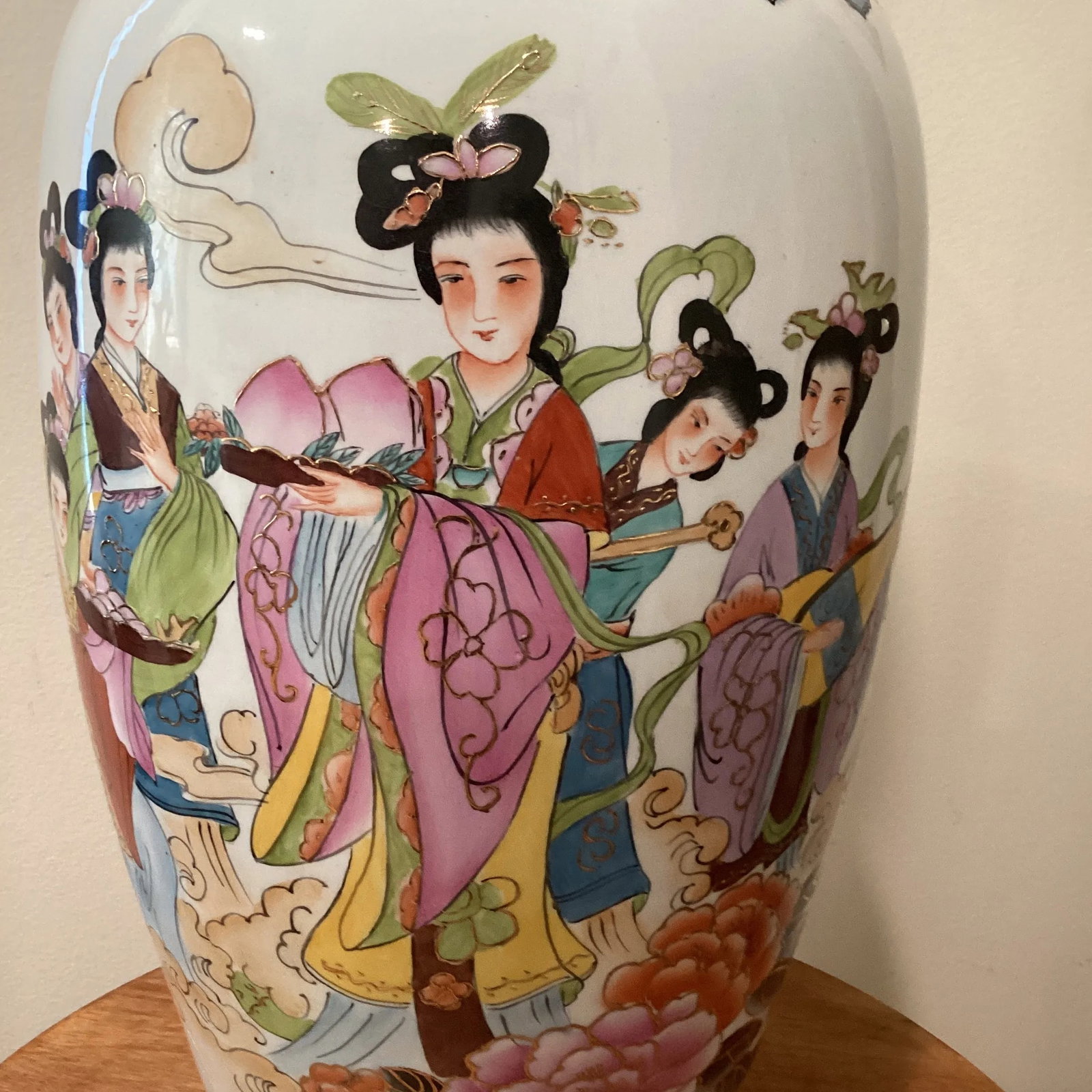 Mid 20th Century Chinese Famille Rose Hand Painted Porcelain Vase - 8