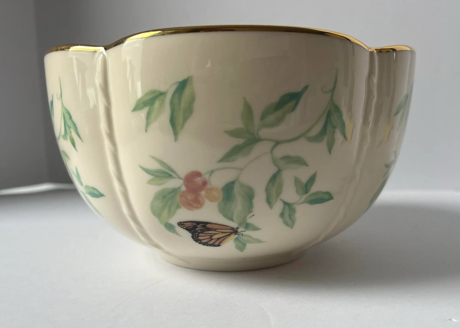 Lenox "Morningside Cottage" Botanical Porcelain Serving Bowl With 24kt Gold Rim - 3