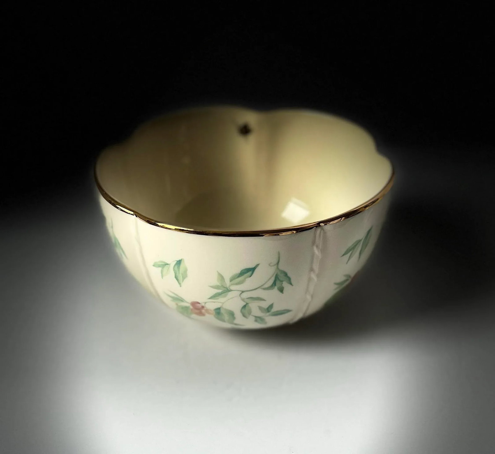 Lenox "Morningside Cottage" Botanical Porcelain Serving Bowl With 24kt Gold Rim - 9