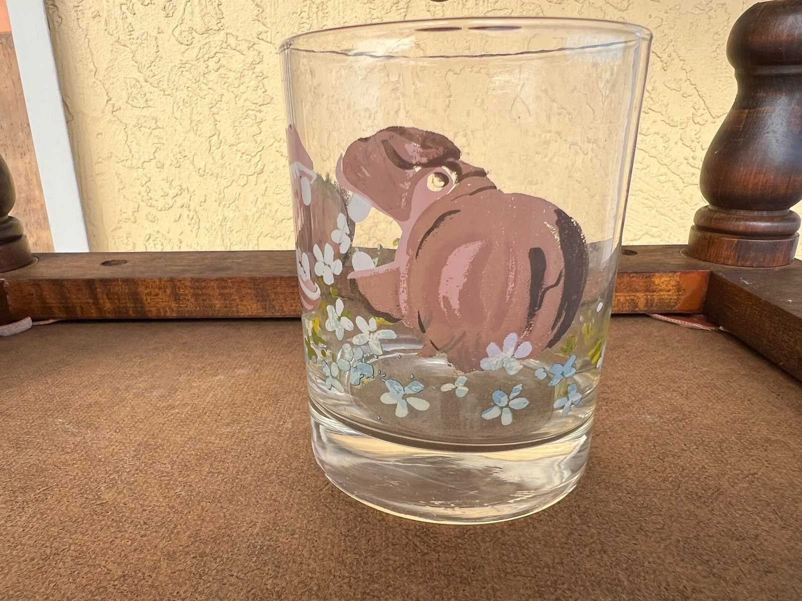 1960s Dorothy Thorpe Style Painted Hippos Glass - 7
