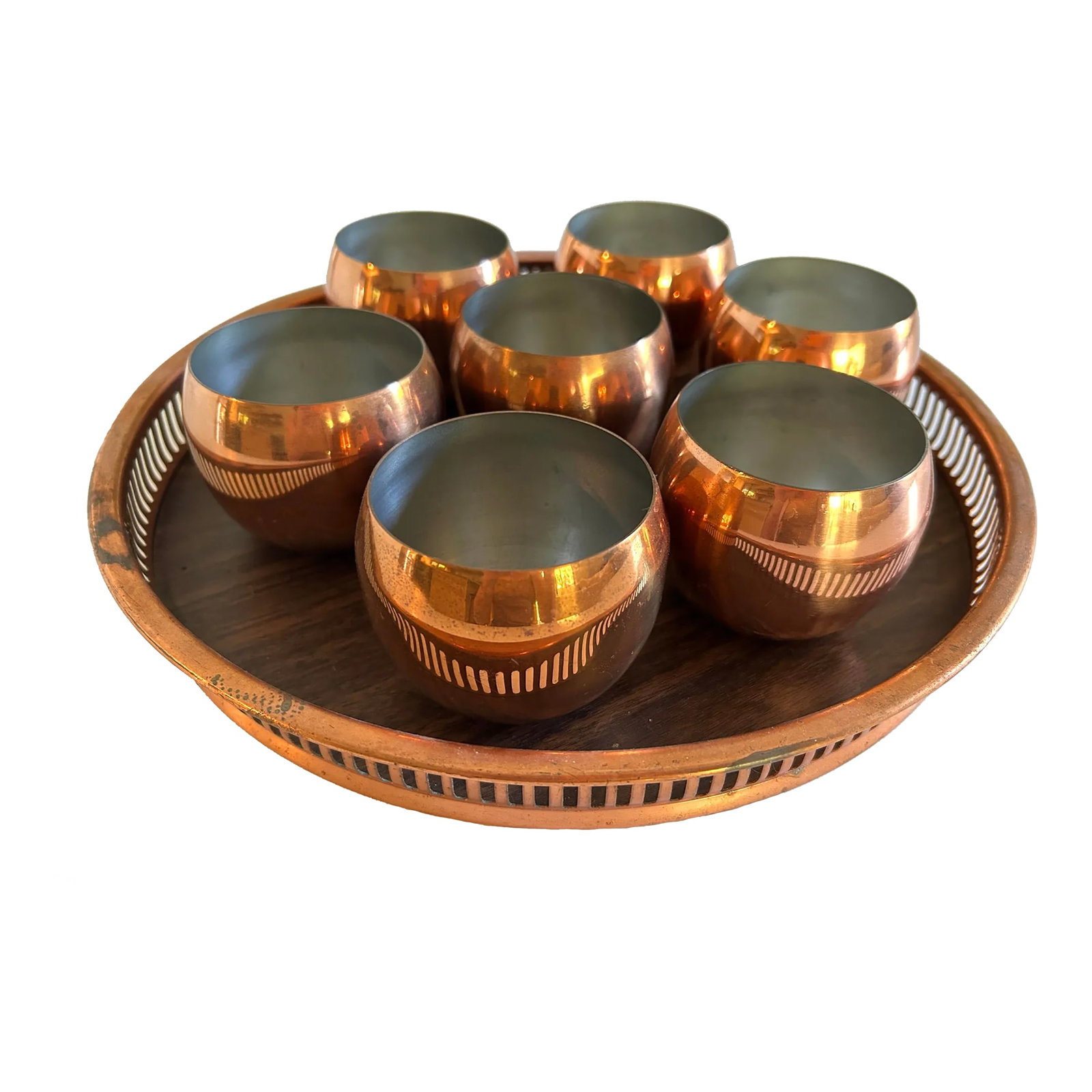 1970s Coppercraft Guild Vintage MCM Copper Roly Poly Tumblers Cups and Tray --Set of 8: Vintage Coppercraft Guild set of 7 cups and one serving try. The set is in very good vintage condition. Could be polished or kept as is with natural patina. Two copes have very small dings towards
