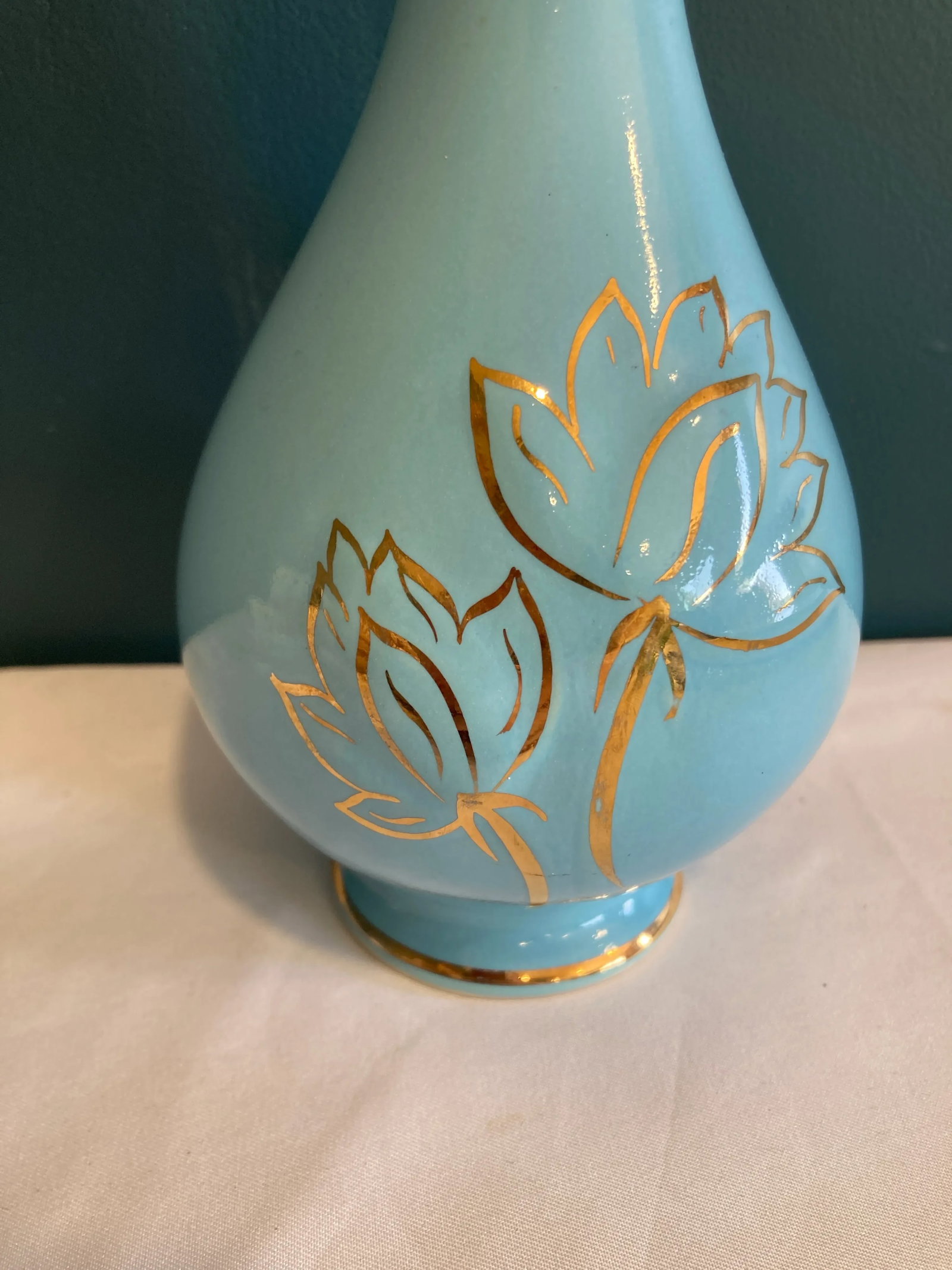 Vintage Robins Egg Blue Vase With 22k Gold Inlay - 3