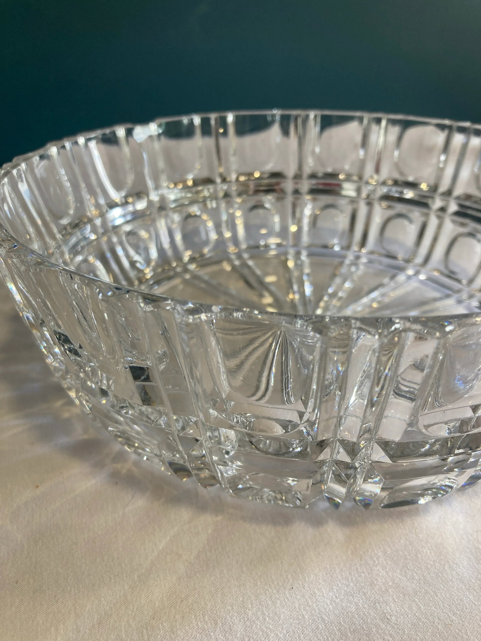 Early 20th Century Art Deco Cut Glass Serving Bowl - 2