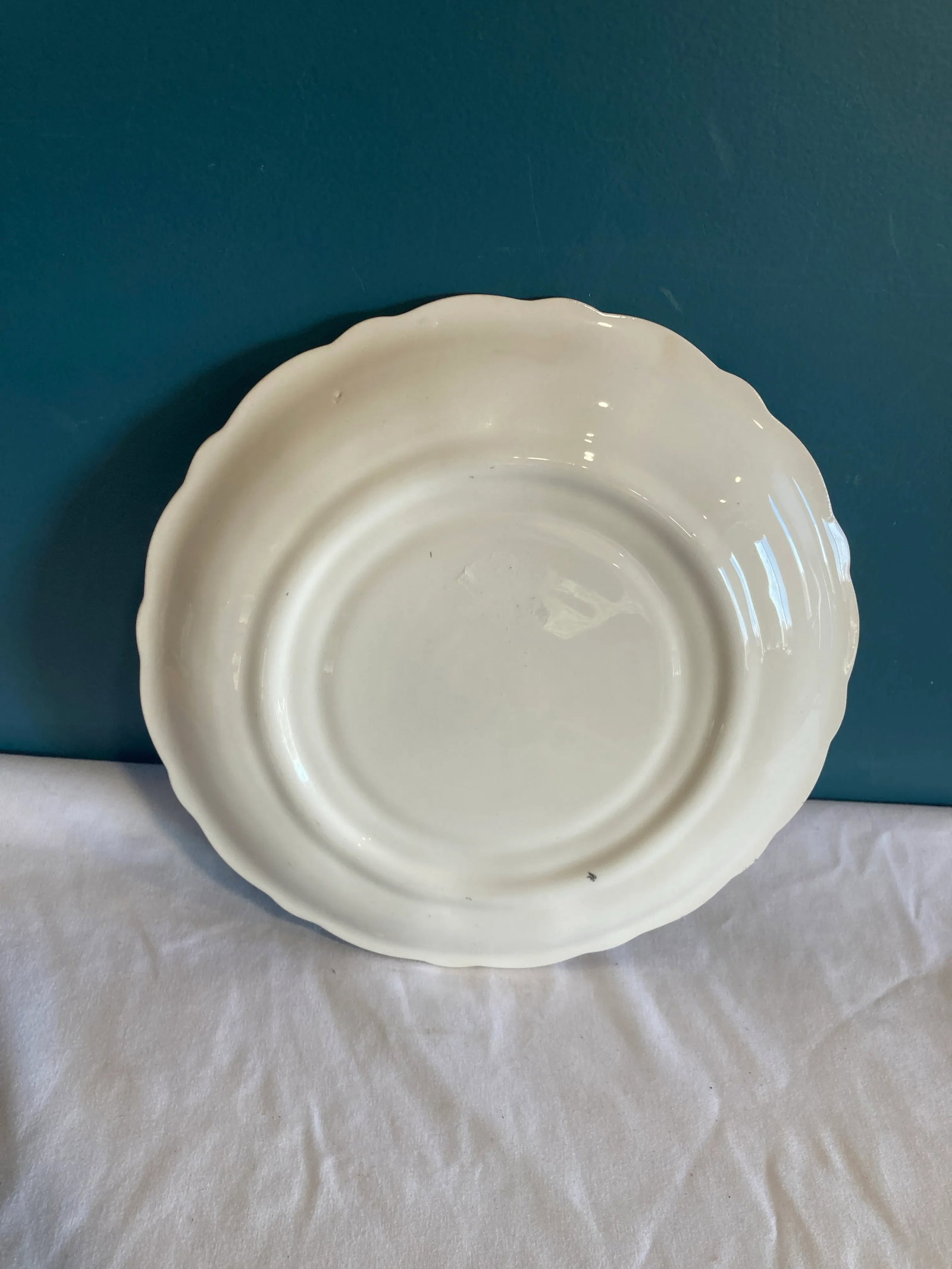 Vintage White Porcelain Egg Plate With Pink Berries - 8