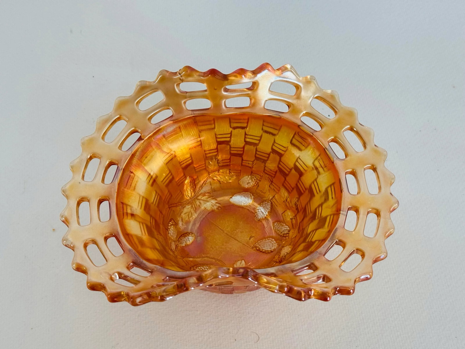 1910s Fenton Marigold Carnival Glass Blackberry Basketweave Bowl - 2