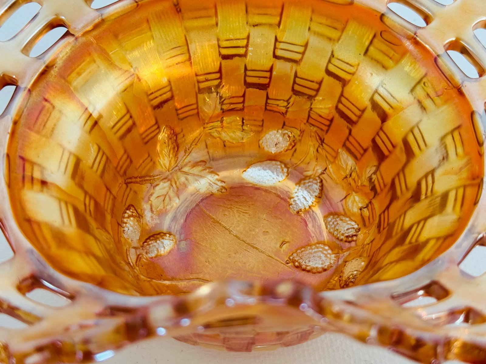 1910s Fenton Marigold Carnival Glass Blackberry Basketweave Bowl - 3
