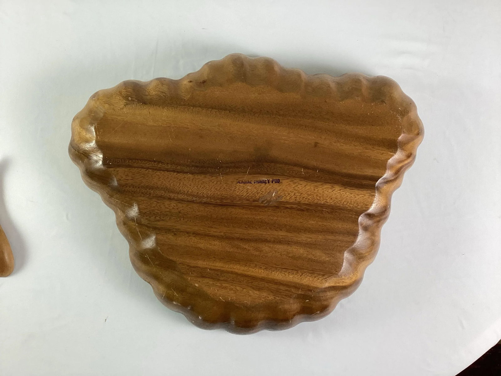 1960's Philipine Monkey Pod Wood and Capiz Shell - Hors D'oeuvre/Snack Tray With Provenance - 3