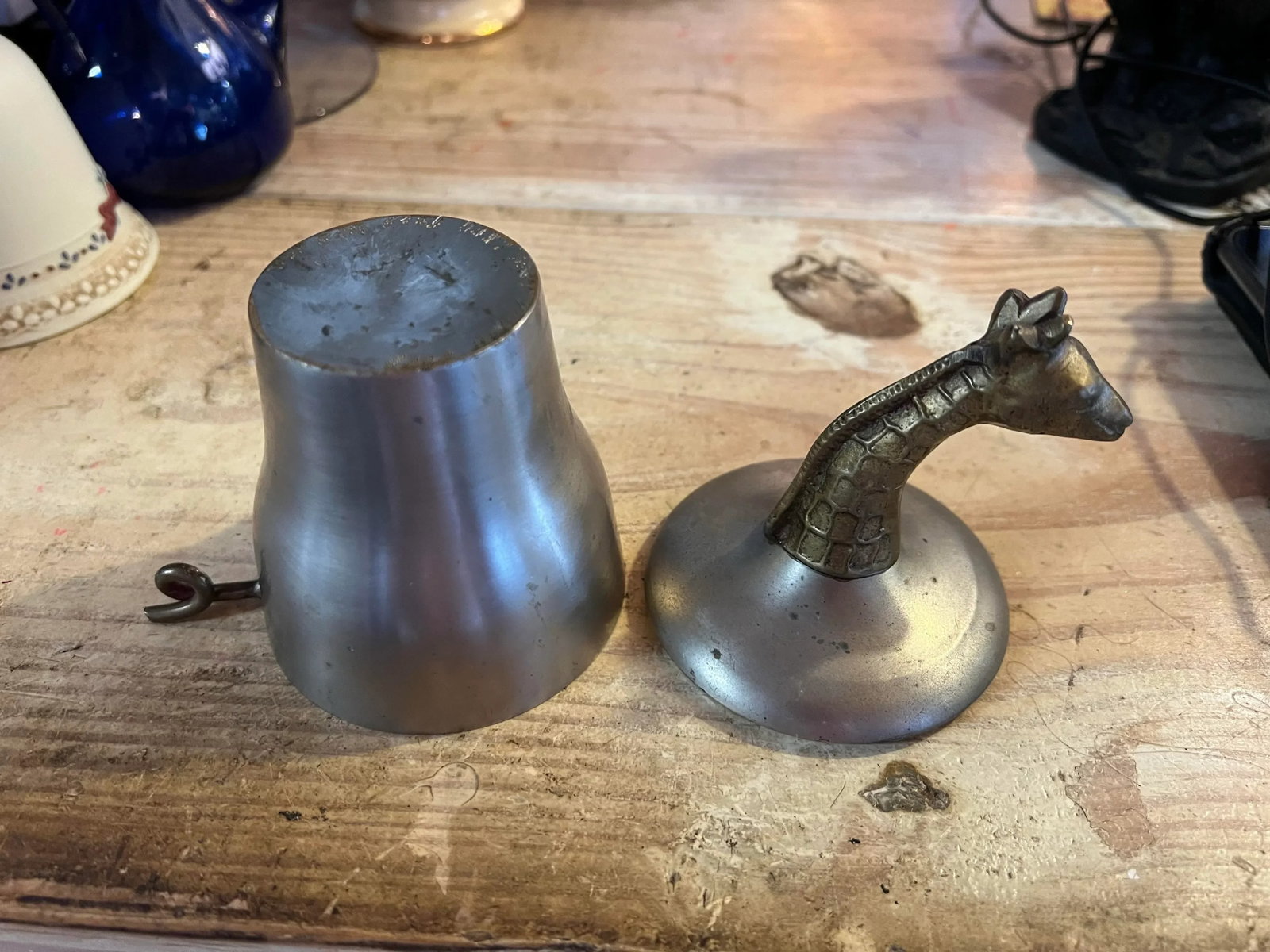 Mid 20th Century Vintage Giraffe Pewter Lidded Trinket Box - 5