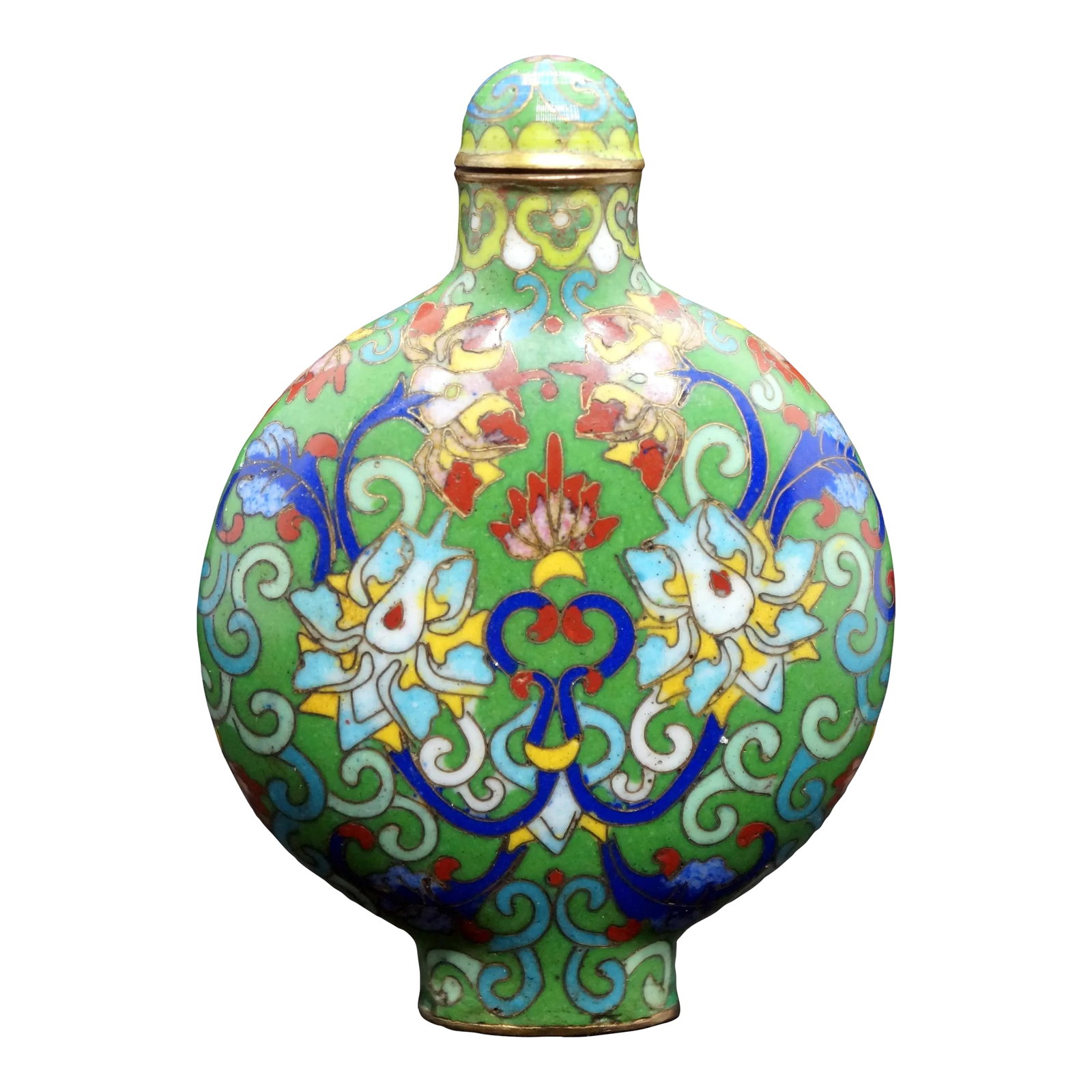 Vintage Green Cloisonne Snuff Bottle With Spurious Mark of Qianlong: The round flatten shape of this snuff bottle with a short neck and flared foot resembles a ceramic prototype called a Moon Flask. It is decorated with a pattern that is reminiscent of Ming Dynasty ena
