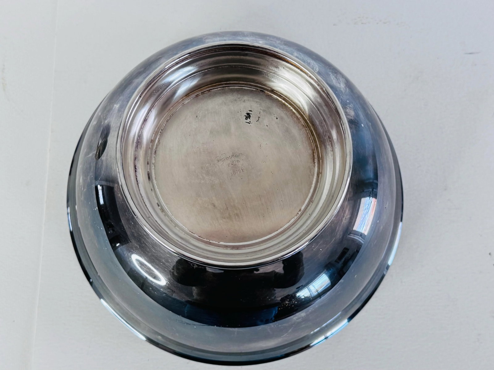 Vintage 1960s Silver-Plate Round Footed Center Bowl - 4