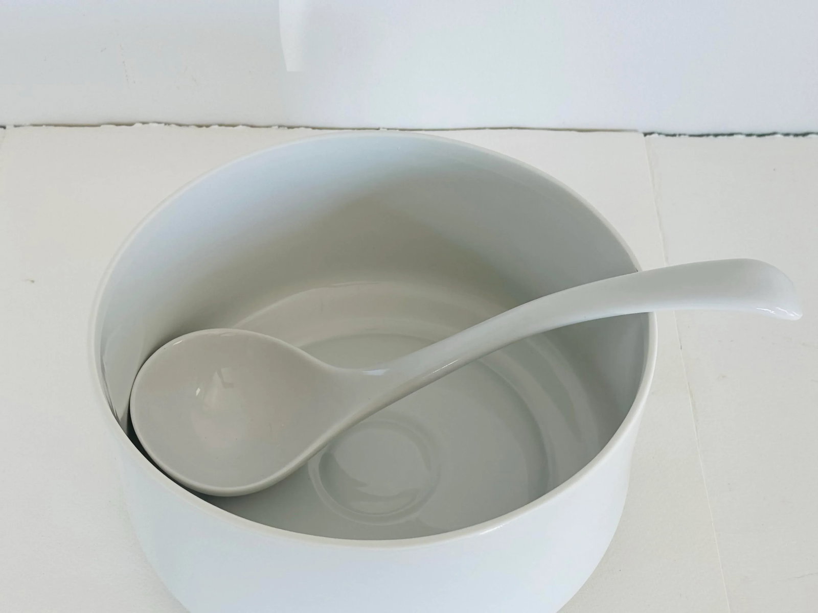 1980s White Ceramic Covered Soup Tureen With Ladle - 3